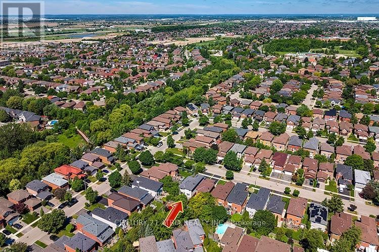 












3372 BOBWHITE MEWS

,
Mississauga (Lisgar),




Ontario
L5N6E7

