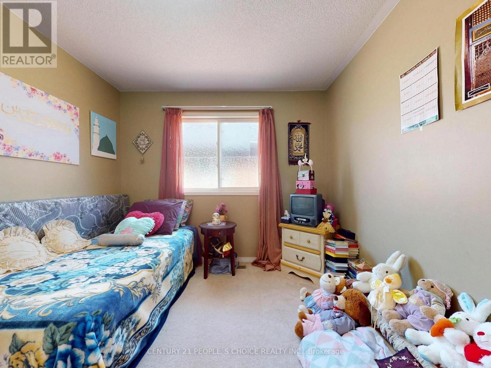 












1082 GALESWAY BOULEVARD

,
Mississauga (East Credit),




Ontario
L5V2T6

