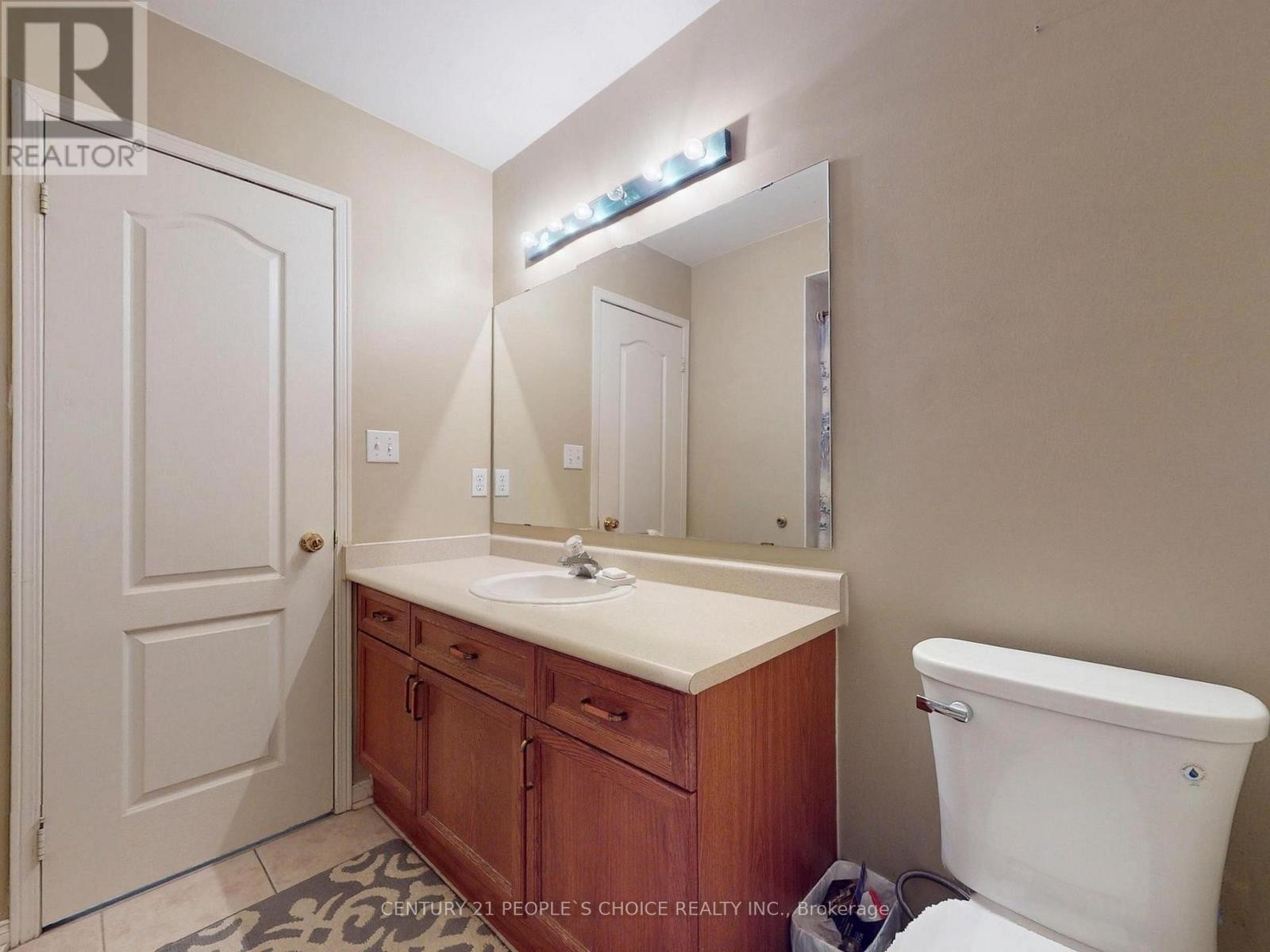 












1082 GALESWAY BOULEVARD

,
Mississauga (East Credit),




Ontario
L5V2T6

