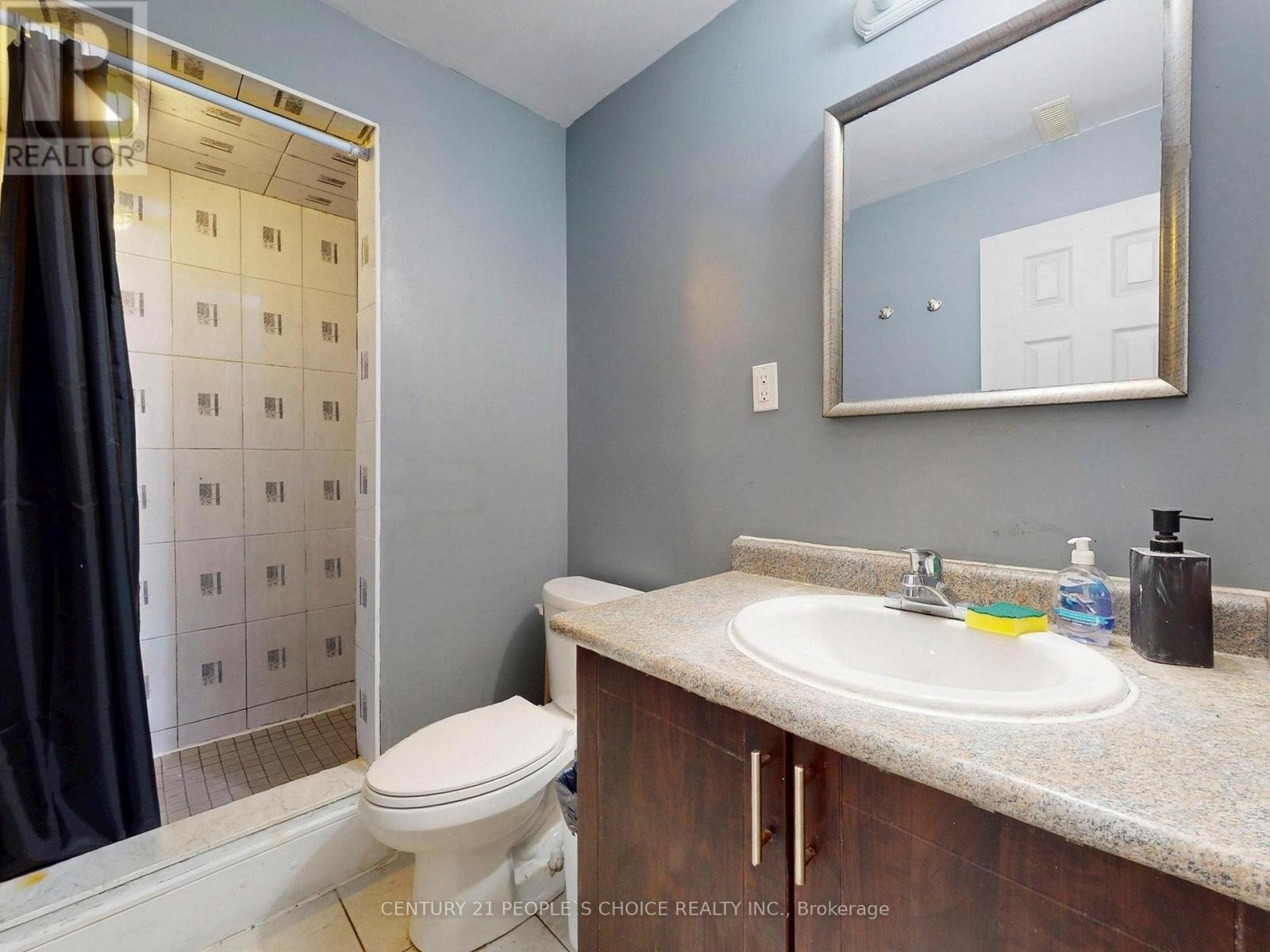 












1082 GALESWAY BOULEVARD

,
Mississauga (East Credit),




Ontario
L5V2T6

