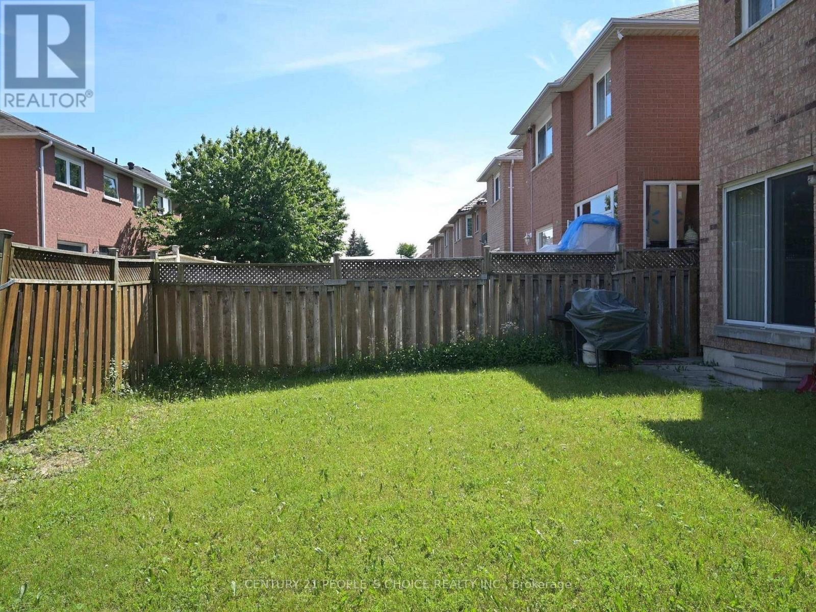 












1082 GALESWAY BOULEVARD

,
Mississauga (East Credit),




Ontario
L5V2T6

