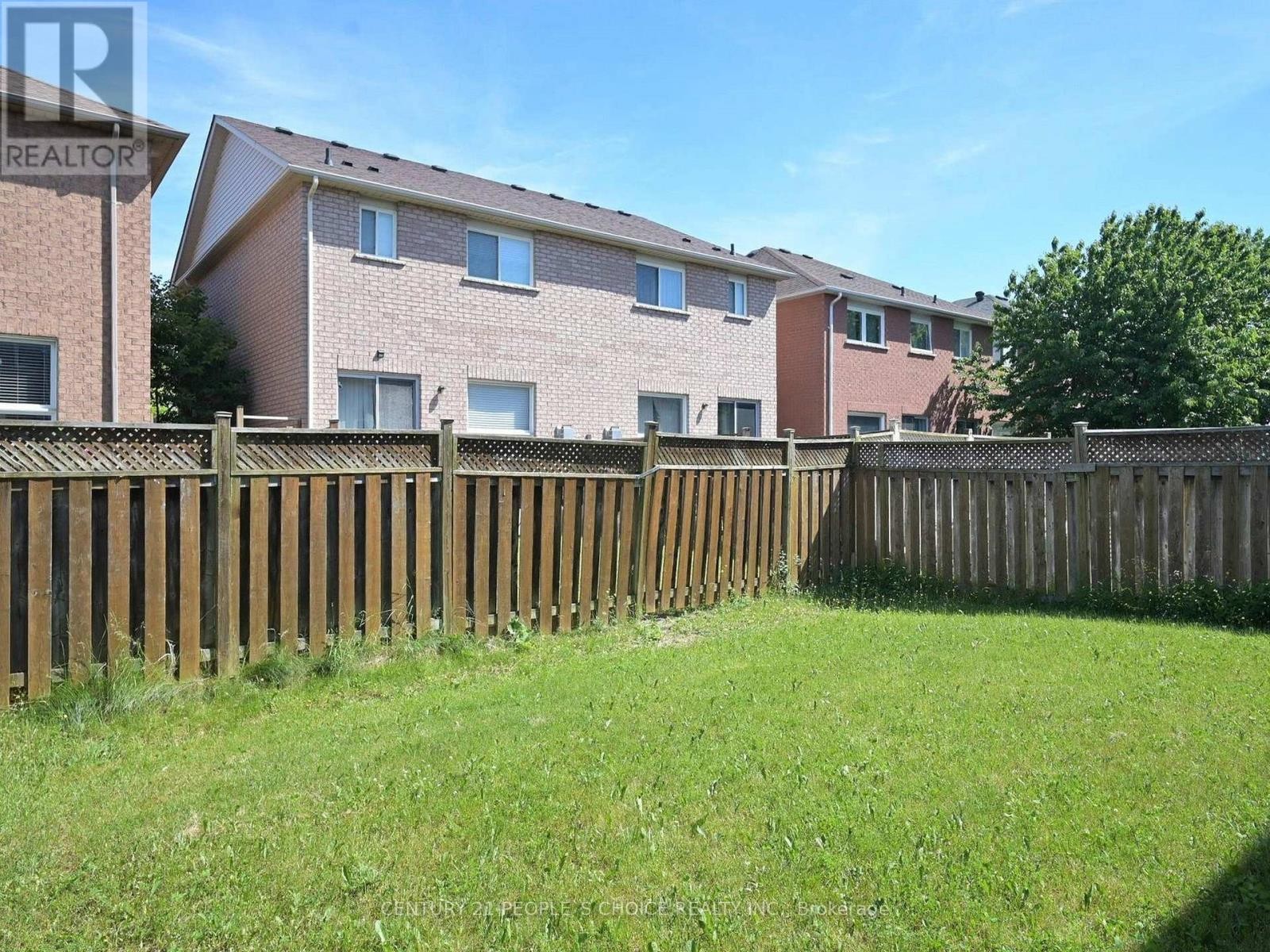 












1082 GALESWAY BOULEVARD

,
Mississauga (East Credit),




Ontario
L5V2T6

