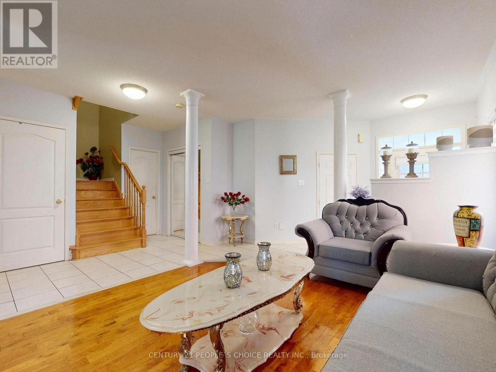 












1082 GALESWAY BOULEVARD

,
Mississauga (East Credit),




Ontario
L5V2T6

