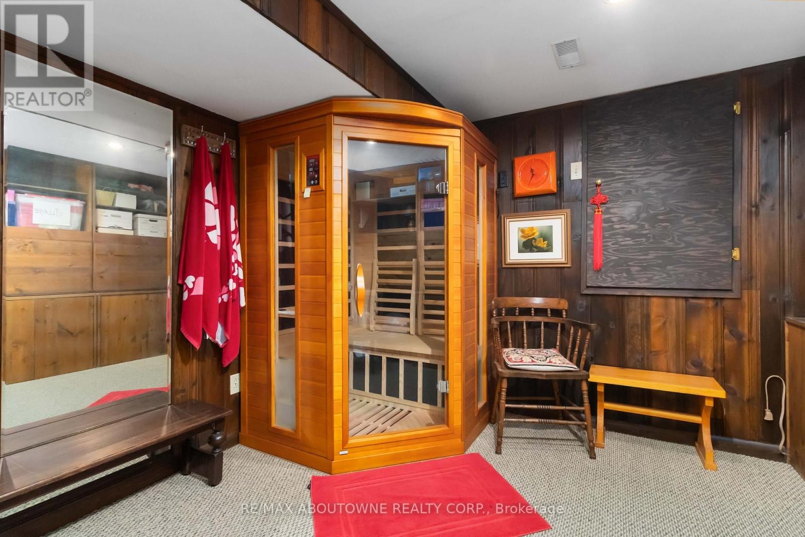 












150 CAIRNCROFT ROAD

,
Oakville (MO Morrison),




Ontario
L6J4L9


