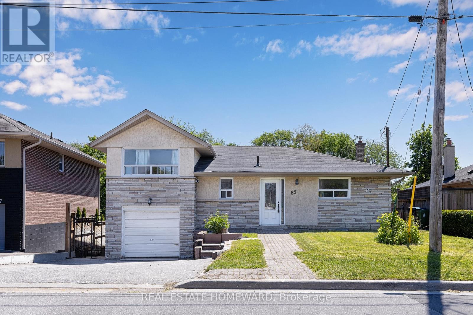 












85 LETCHWORTH CRESCENT

,
Toronto (Downsview-Roding-CFB),




Ontario
M3M1Z1

