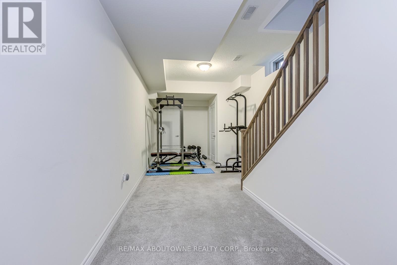 












2432 EDWARD LEAVER TRAIL

,
Oakville (GA Glen Abbey),




Ontario
L6M5M2

