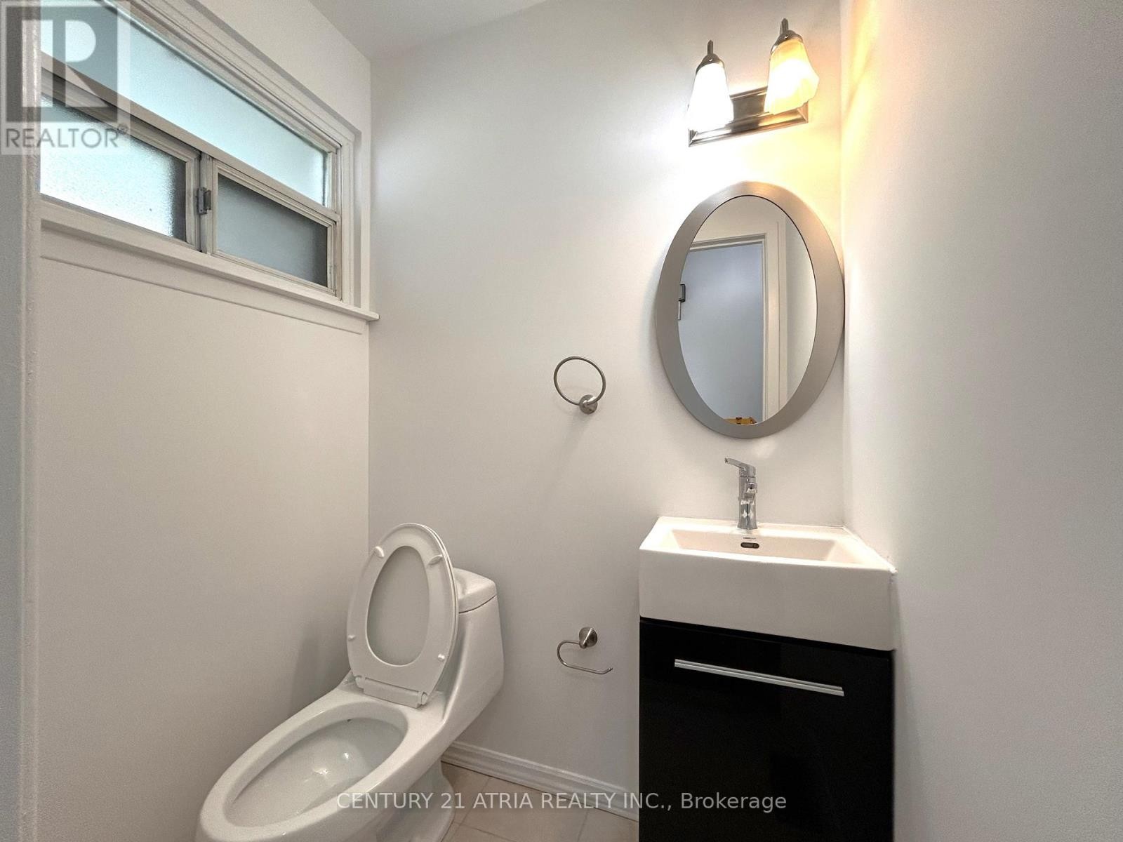 












3441 OAKGLADE CRESCENT

,
Mississauga (Erindale),




Ontario
L5C1X4

