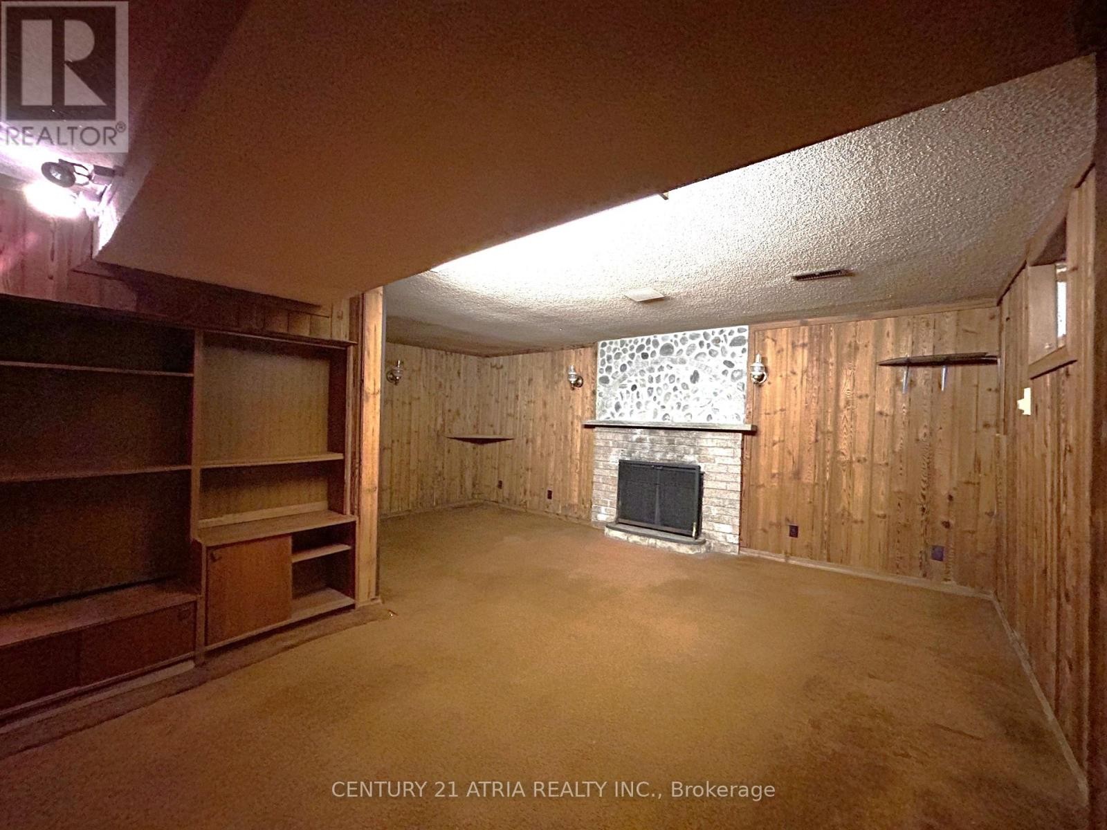












3441 OAKGLADE CRESCENT

,
Mississauga (Erindale),




Ontario
L5C1X4

