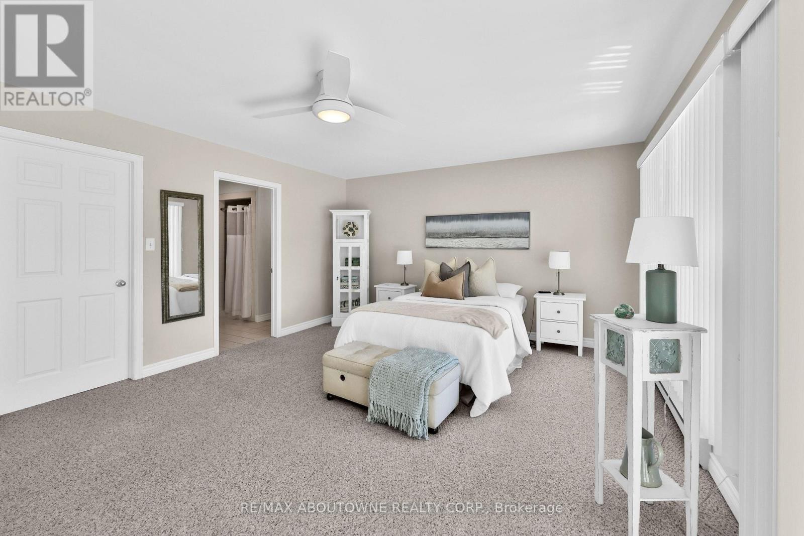 












2360 8 SIDE ROAD

,
Burlington,




Ontario
L7P0M7

