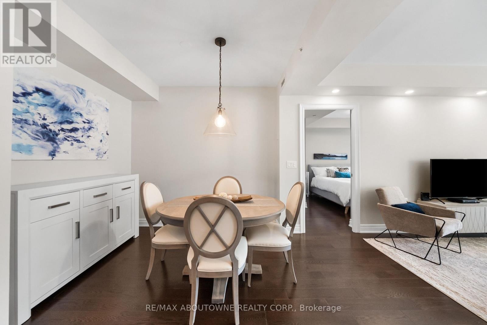 












205 - 3500 LAKESHORE ROAD W

,
Oakville (BR Bronte),




Ontario
L6L0B4

