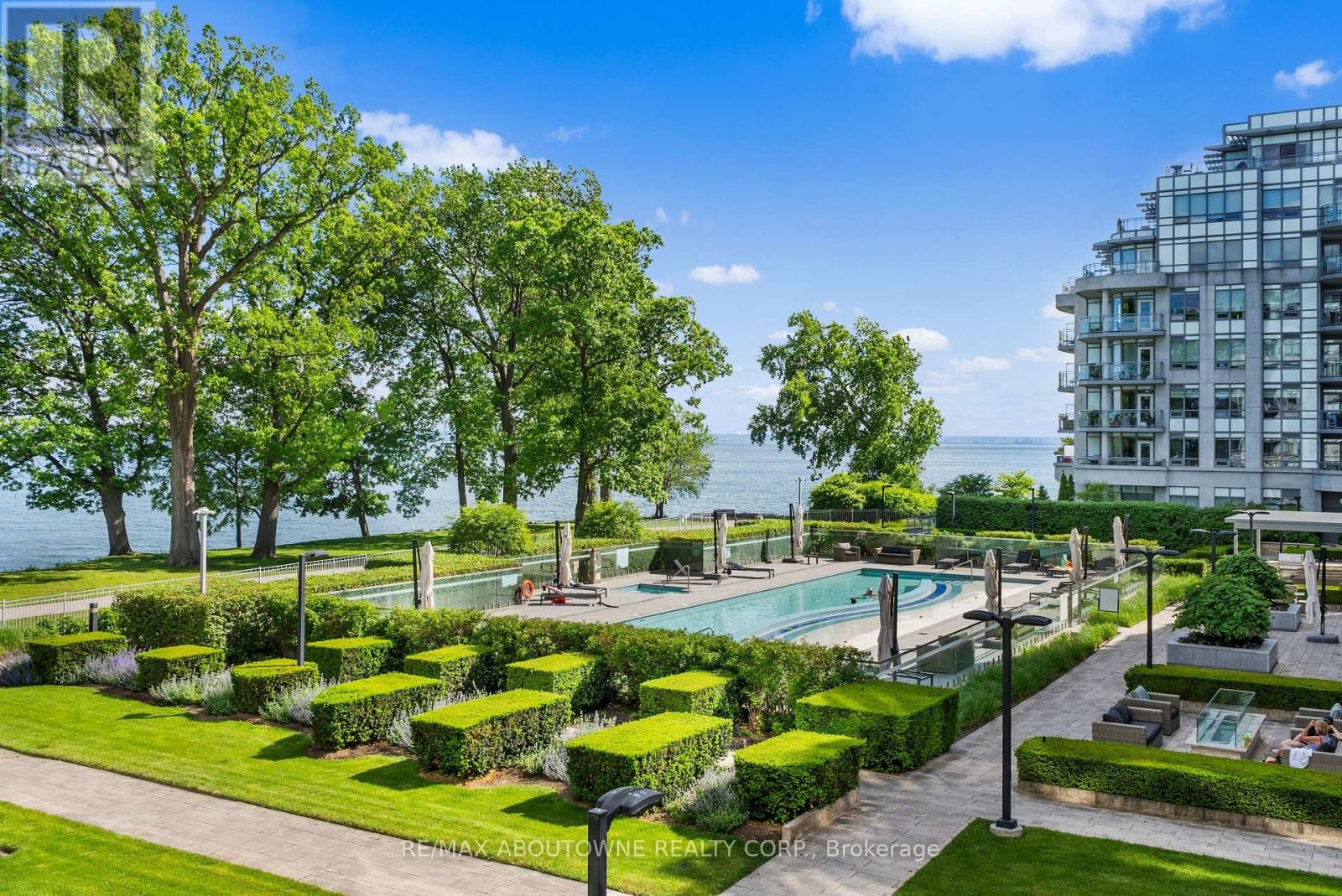 












205 - 3500 LAKESHORE ROAD W

,
Oakville (BR Bronte),




Ontario
L6L0B4

