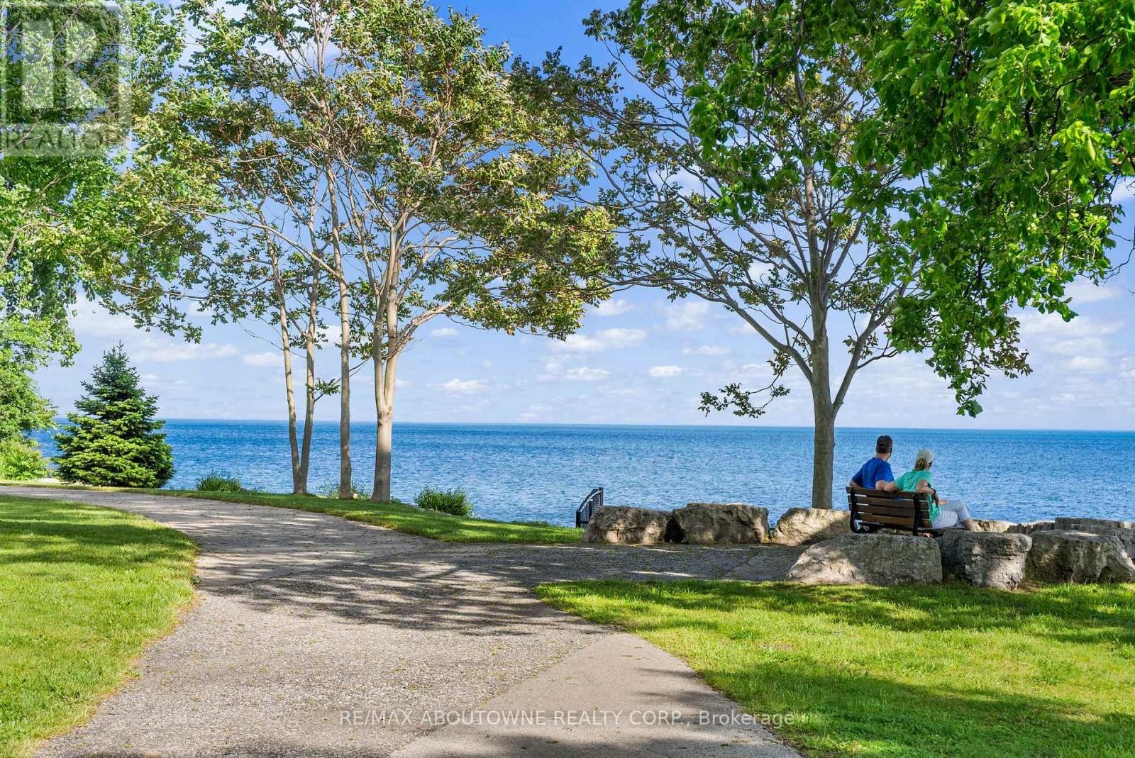 












205 - 3500 LAKESHORE ROAD W

,
Oakville (BR Bronte),




Ontario
L6L0B4

