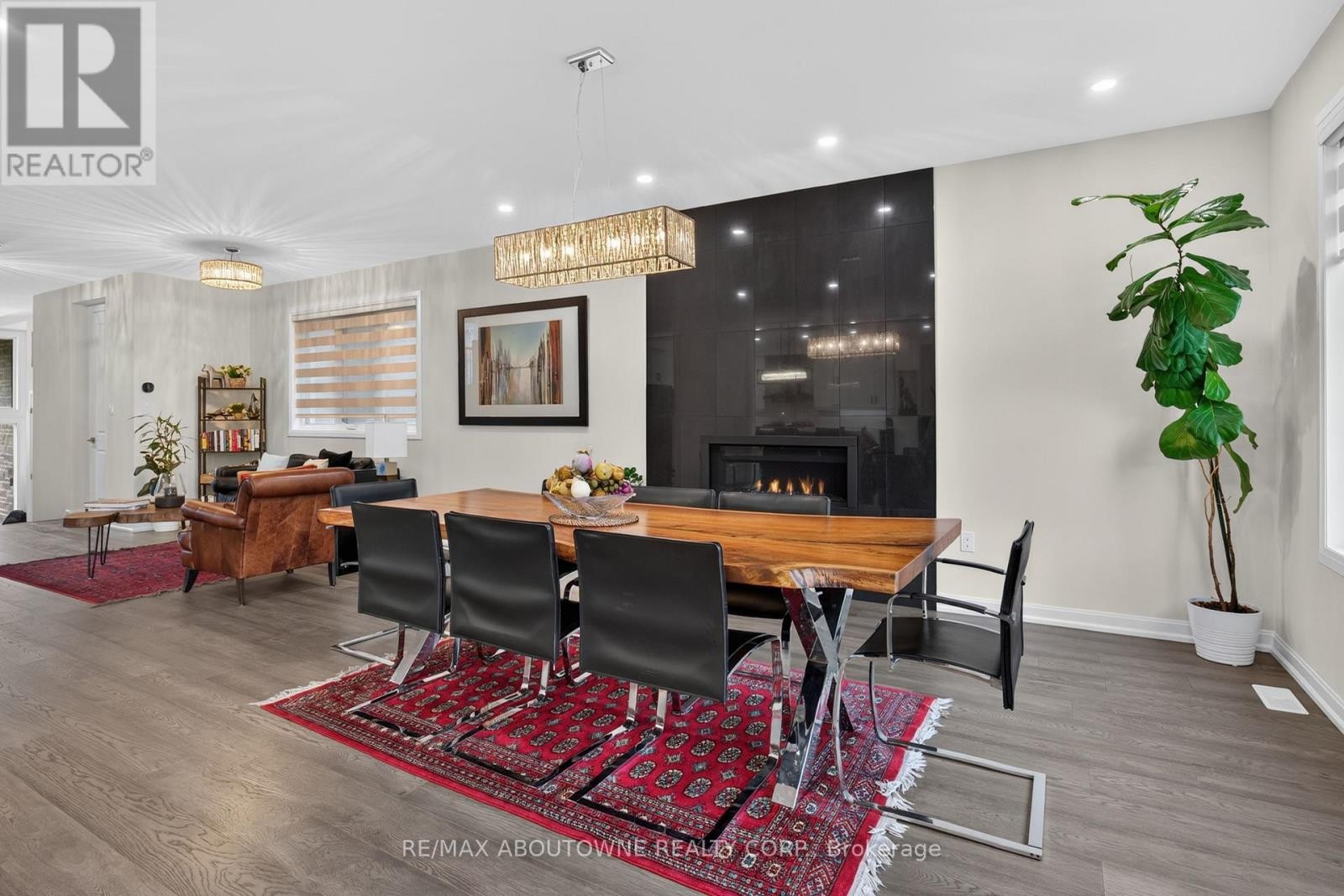 












3364 VERNON POWELL DRIVE

,
Oakville (GO Glenorchy),




Ontario
L6H0Y3

