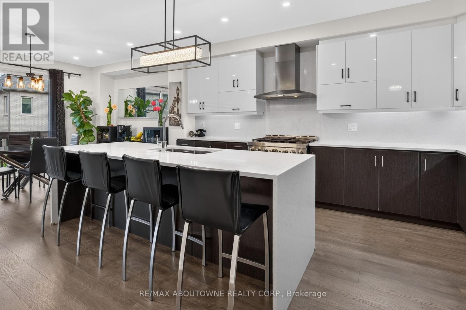 












3364 VERNON POWELL DRIVE

,
Oakville (GO Glenorchy),




Ontario
L6H0Y3

