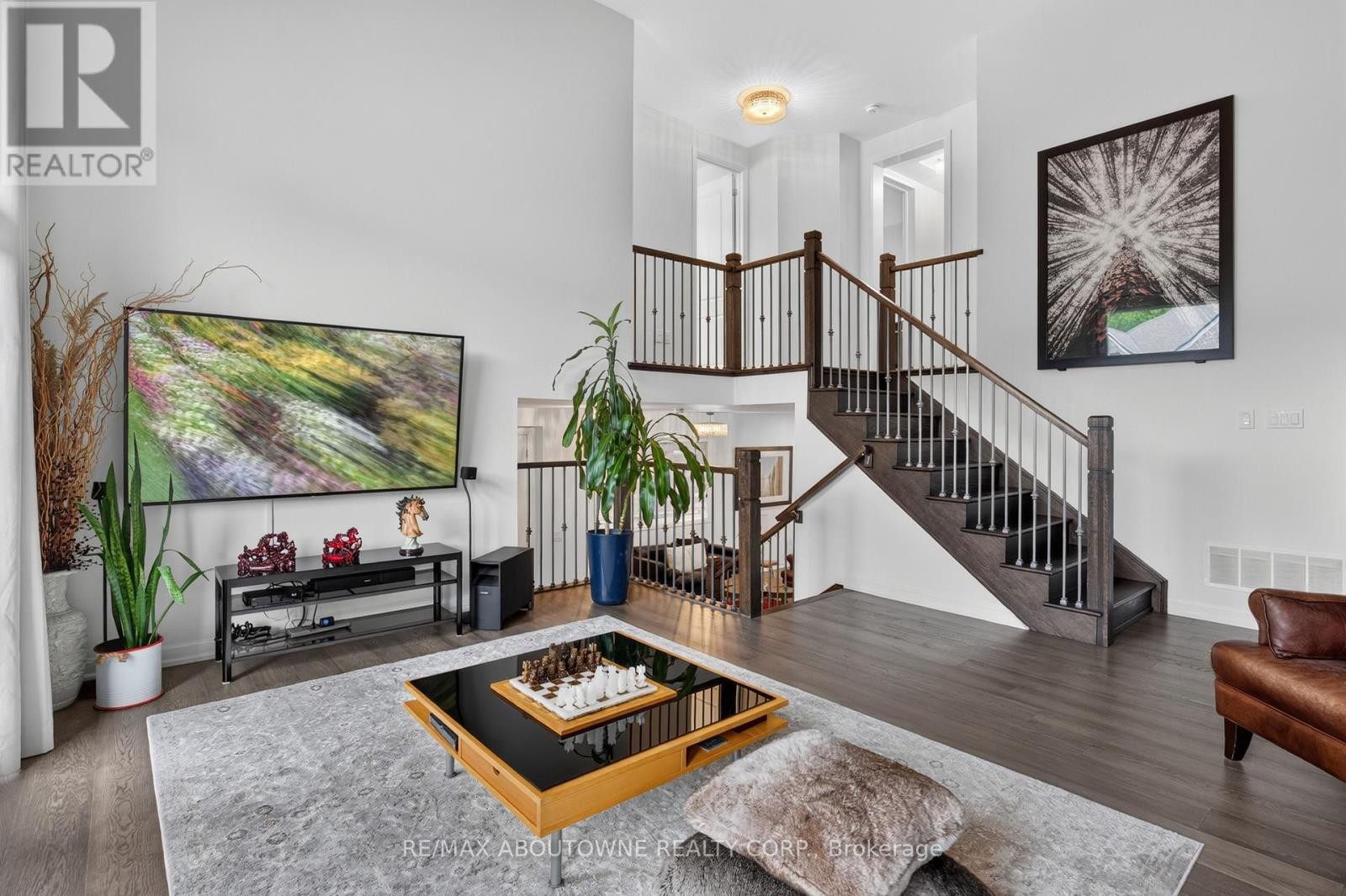 












3364 VERNON POWELL DRIVE

,
Oakville (GO Glenorchy),




Ontario
L6H0Y3

