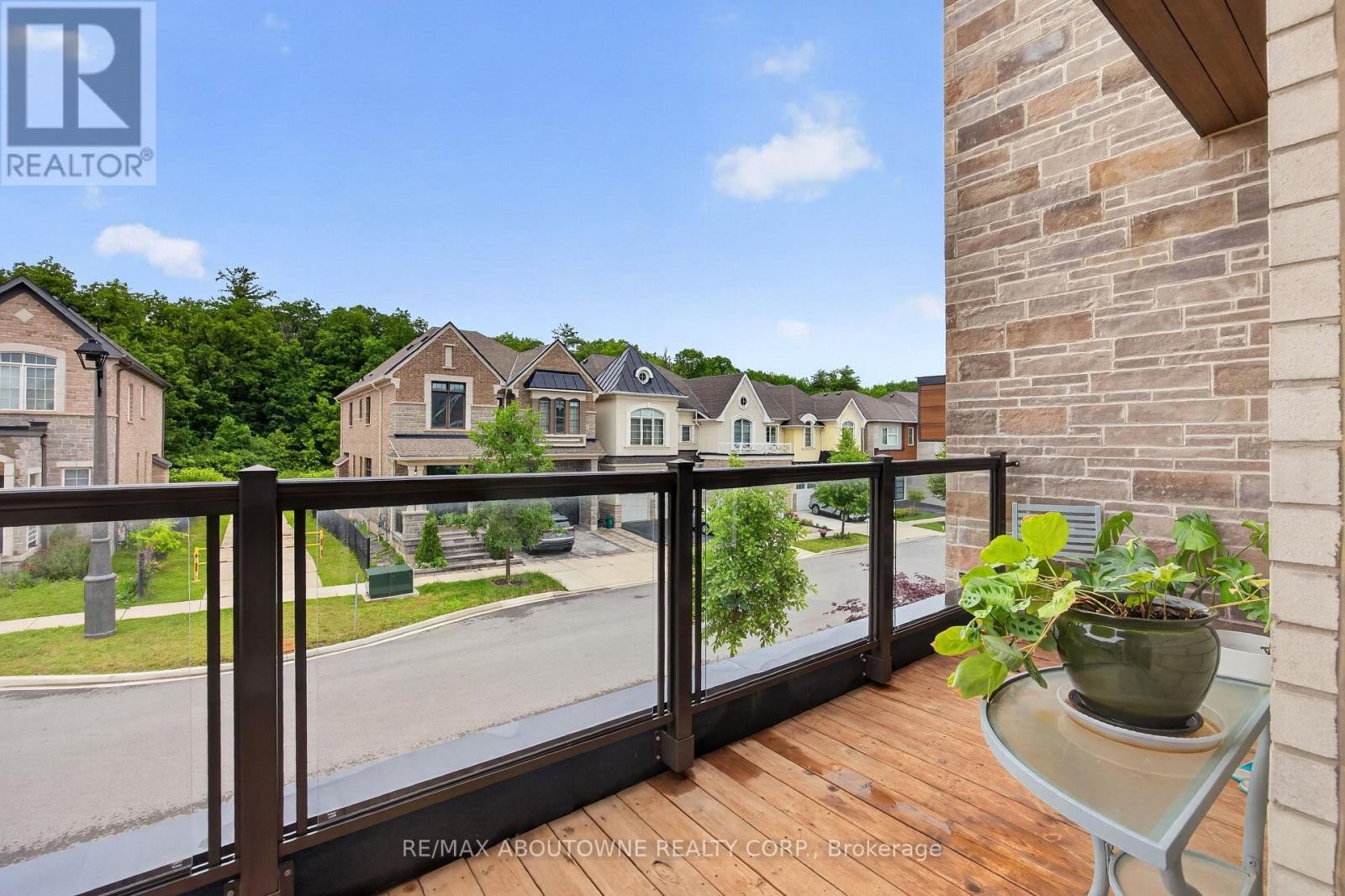 












3364 VERNON POWELL DRIVE

,
Oakville (GO Glenorchy),




Ontario
L6H0Y3

