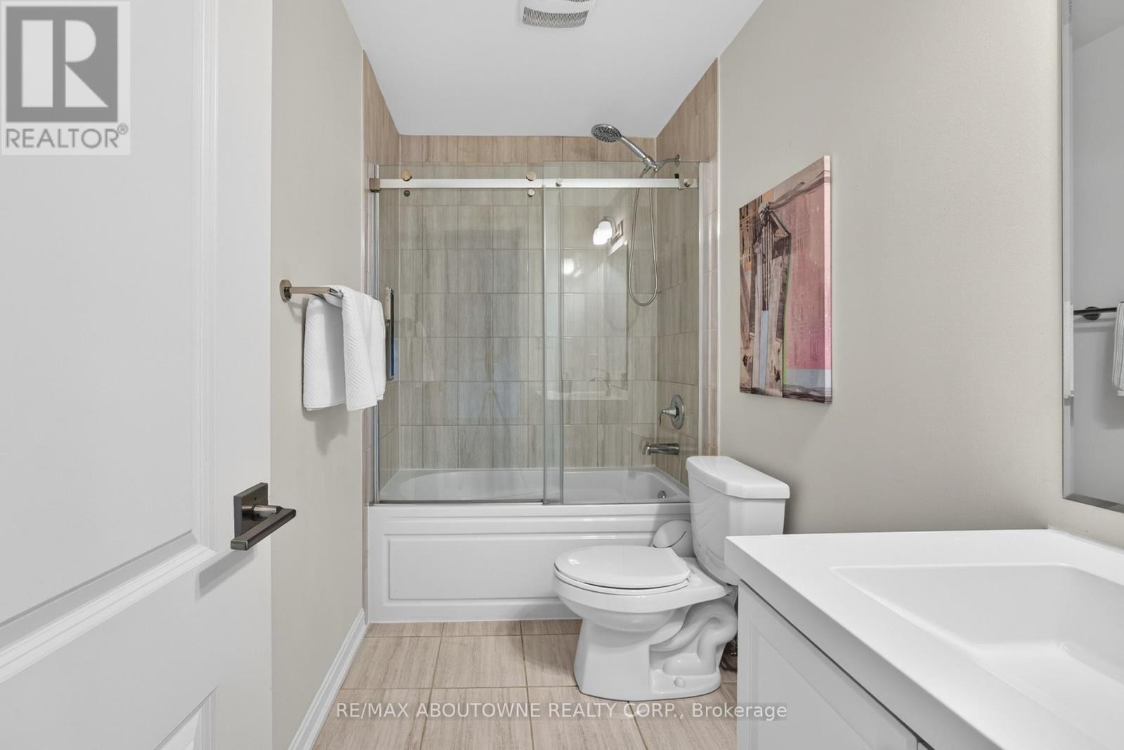 












3364 VERNON POWELL DRIVE

,
Oakville (GO Glenorchy),




Ontario
L6H0Y3

