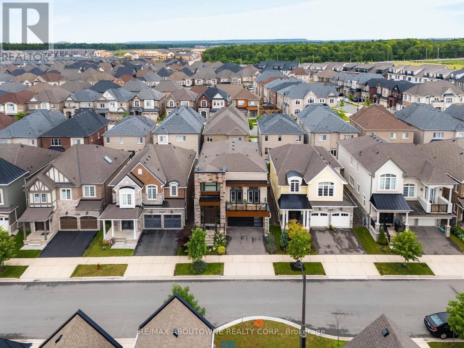 












3364 VERNON POWELL DRIVE

,
Oakville (GO Glenorchy),




Ontario
L6H0Y3

