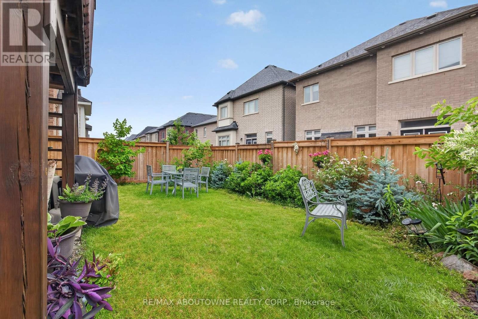 












3364 VERNON POWELL DRIVE

,
Oakville (GO Glenorchy),




Ontario
L6H0Y3


