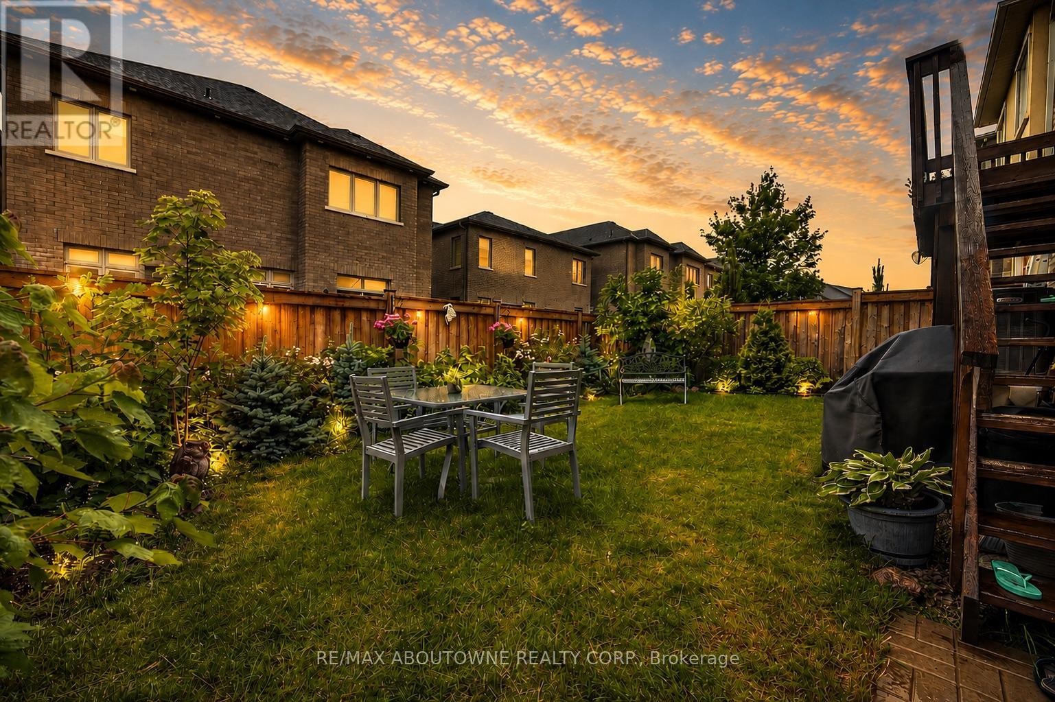 












3364 VERNON POWELL DRIVE

,
Oakville (GO Glenorchy),




Ontario
L6H0Y3

