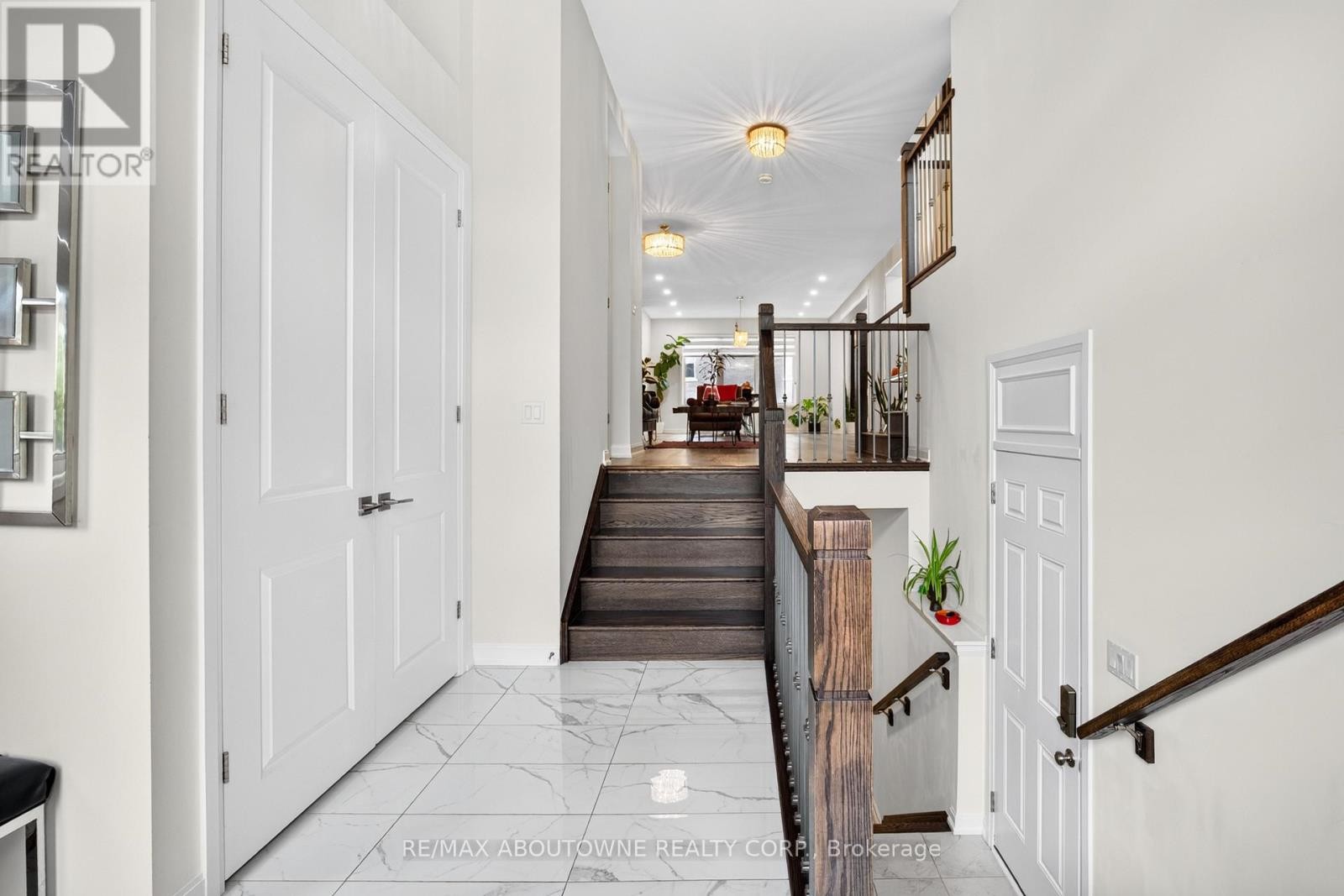 












3364 VERNON POWELL DRIVE

,
Oakville (GO Glenorchy),




Ontario
L6H0Y3

