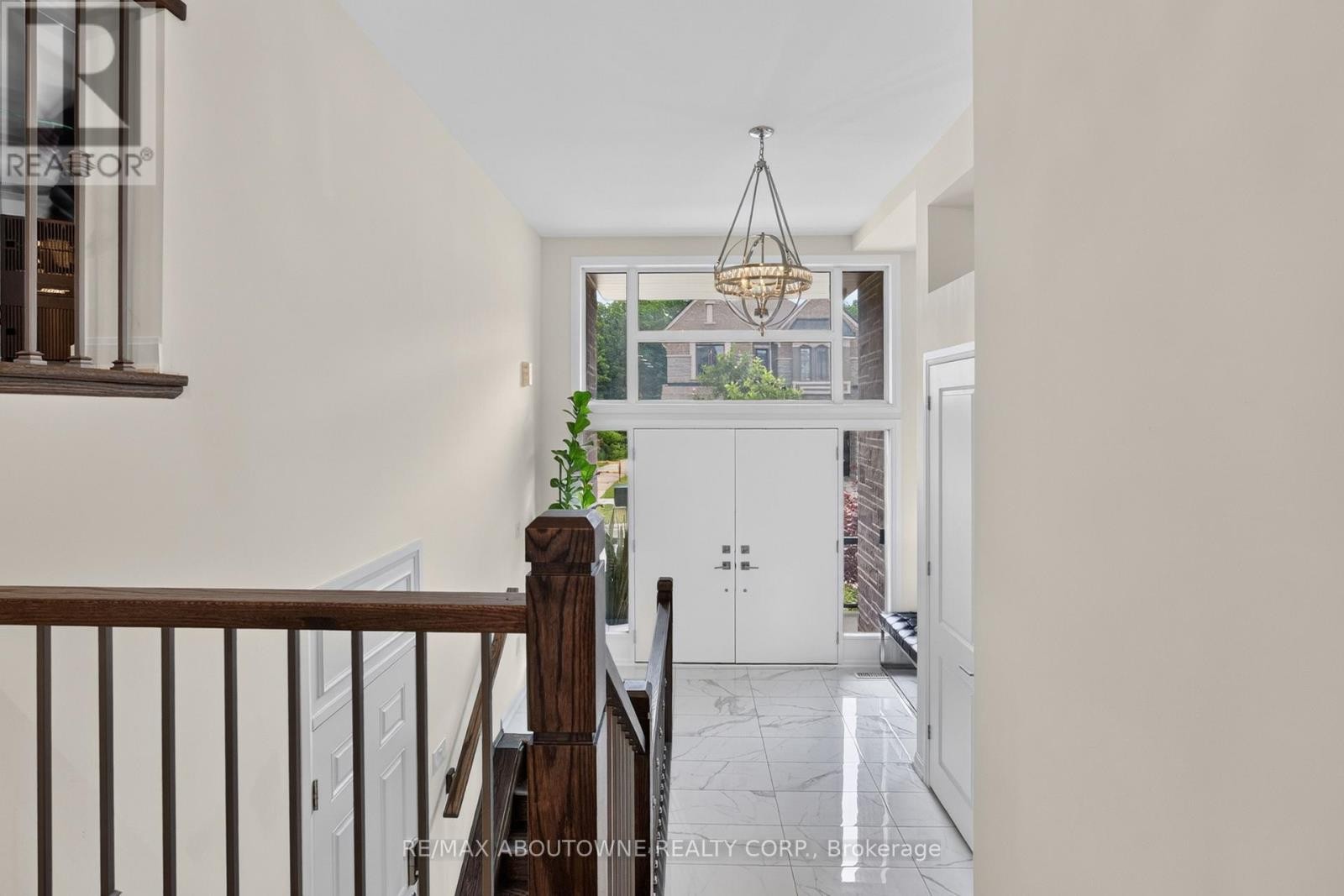 












3364 VERNON POWELL DRIVE

,
Oakville (GO Glenorchy),




Ontario
L6H0Y3

