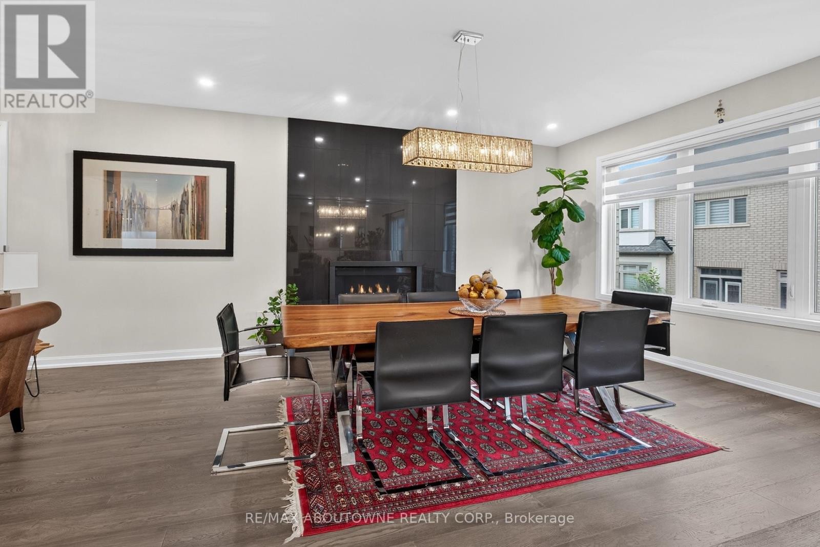 












3364 VERNON POWELL DRIVE

,
Oakville (GO Glenorchy),




Ontario
L6H0Y3

