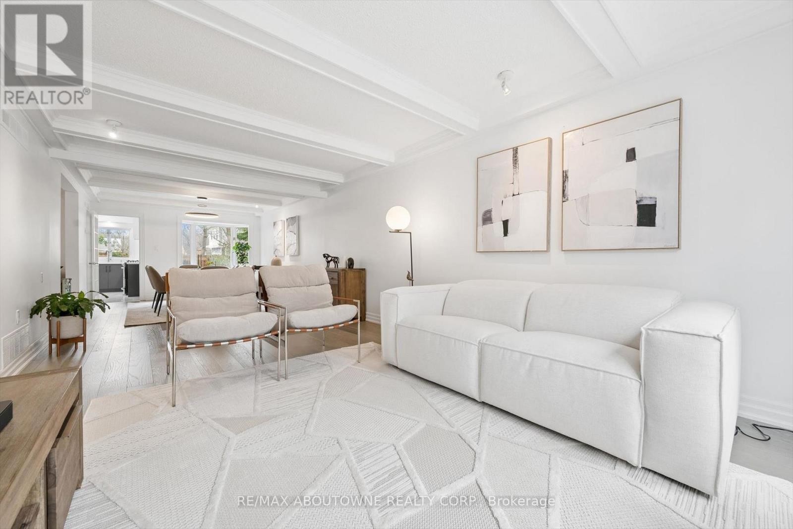 












1194 QUEEN VICTORIA AVENUE

,
Mississauga (Lorne Park),




Ontario
L5H3H3

