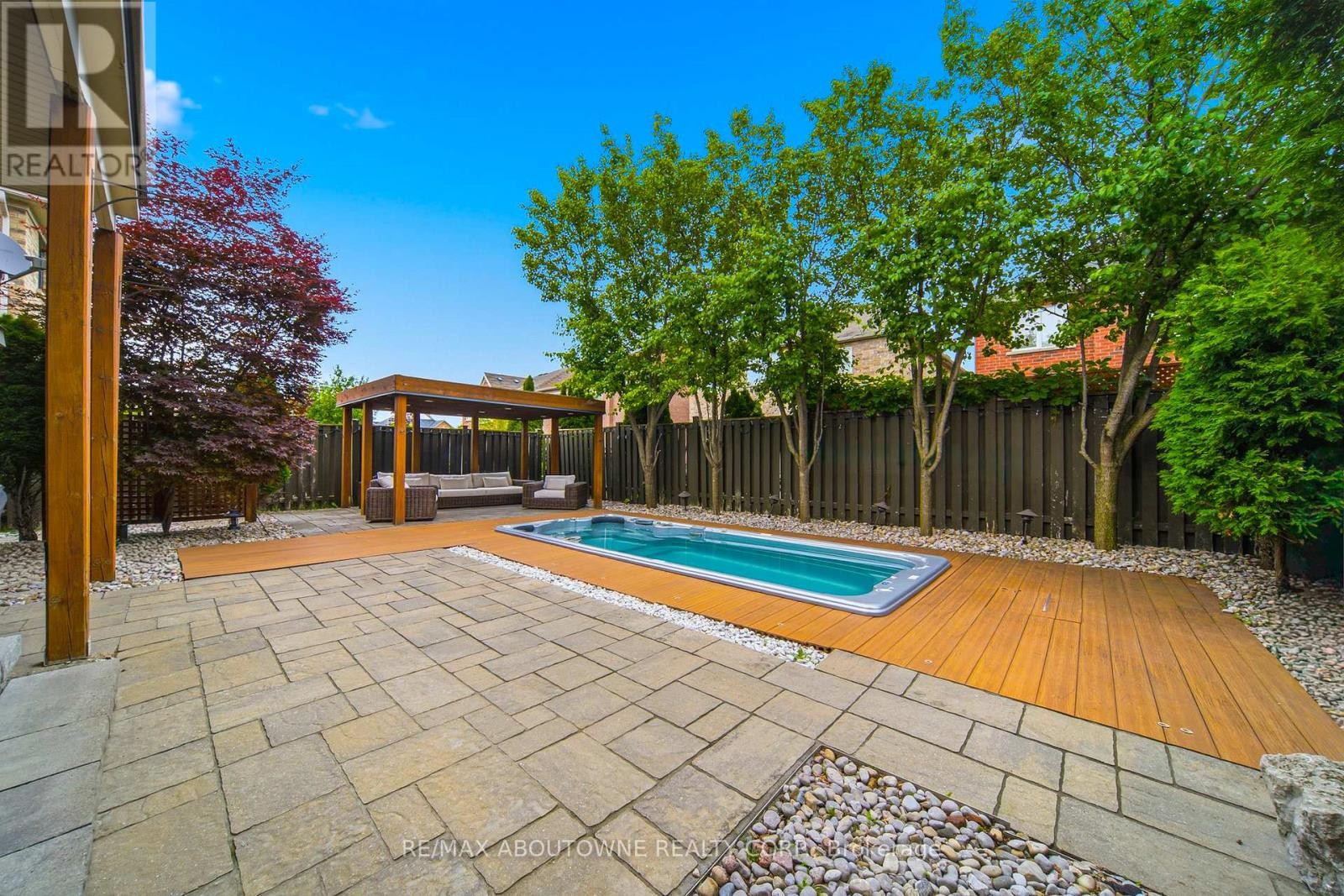 












3408 HIDEAWAY PLACE

,
Mississauga (Churchill Meadows),




Ontario
L5M0A7

