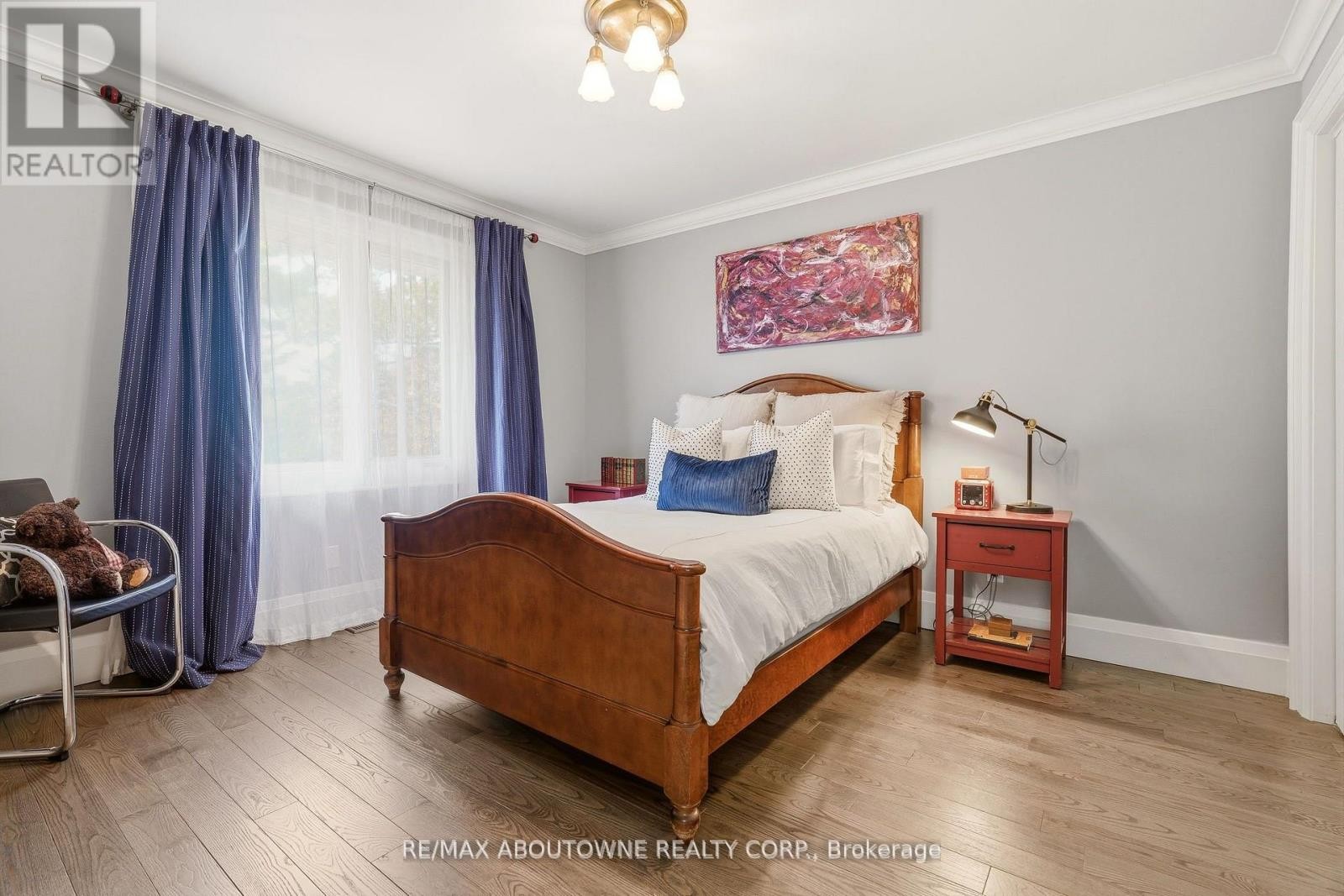 












356 SHOREACRES ROAD

,
Burlington (Shoreacres),




Ontario
L7L2H5

