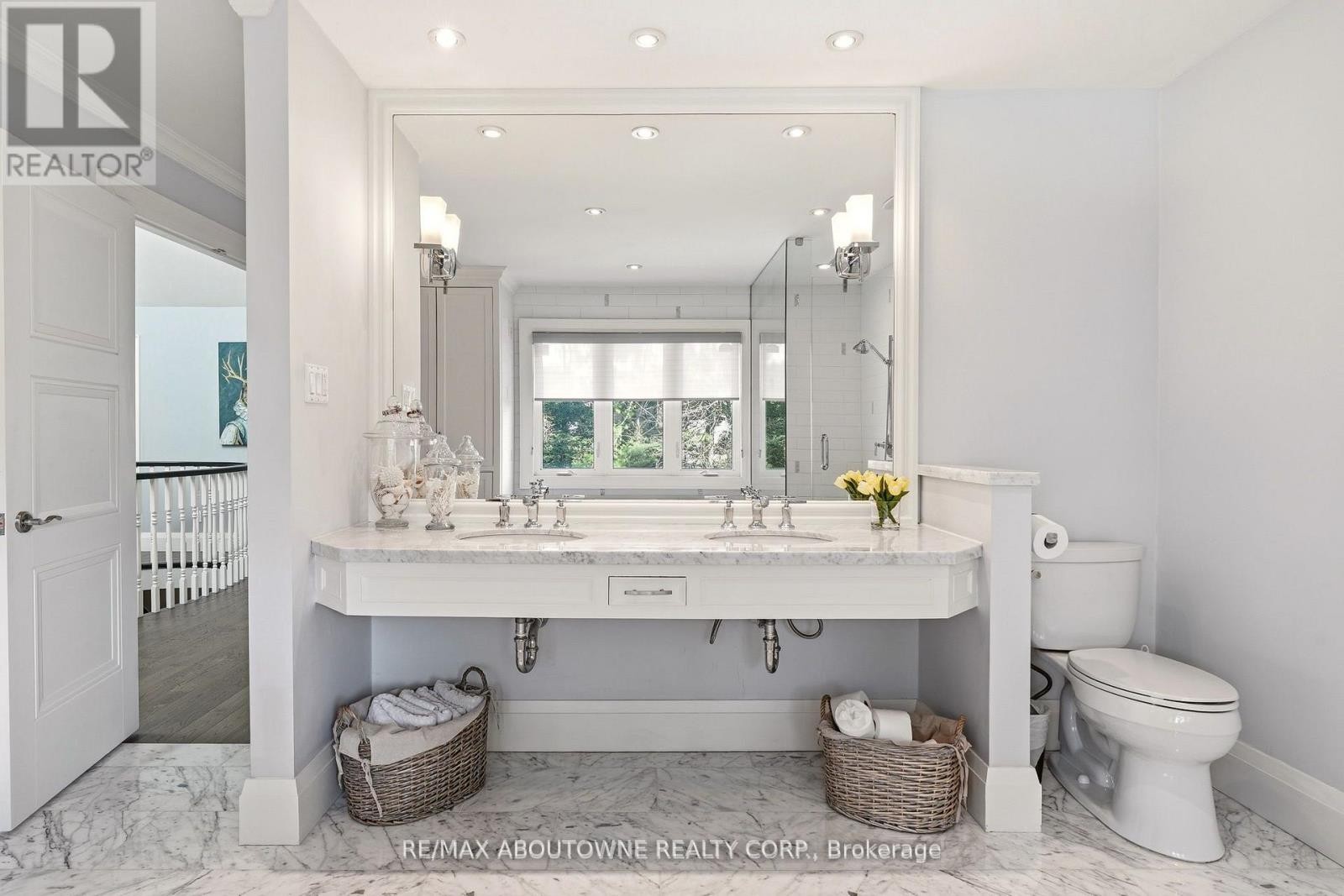 












356 SHOREACRES ROAD

,
Burlington (Shoreacres),




Ontario
L7L2H5

