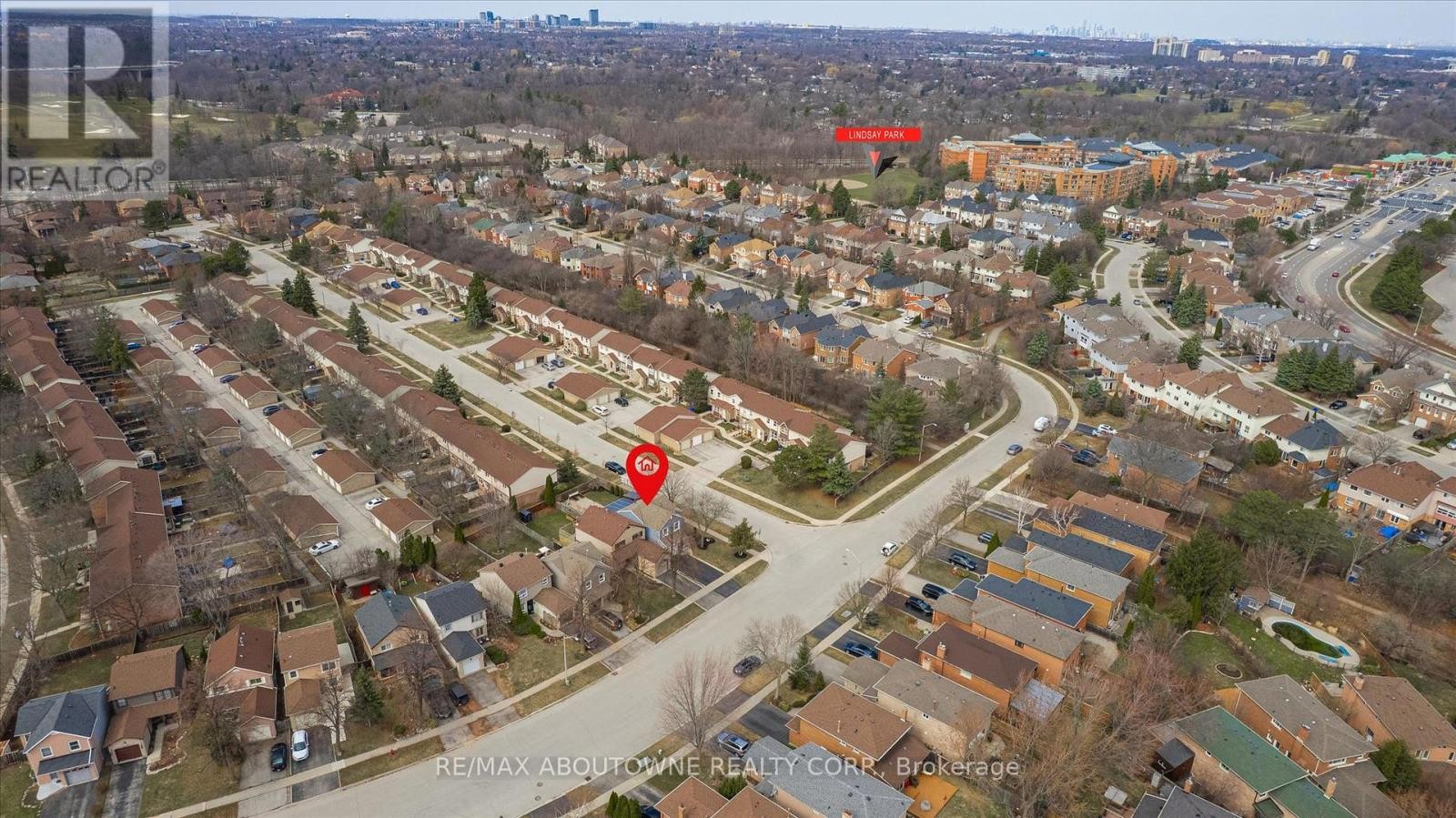 












395 MAIDSTONE CRESCENT

,
Oakville (GA Glen Abbey),




Ontario
L6M1C1

