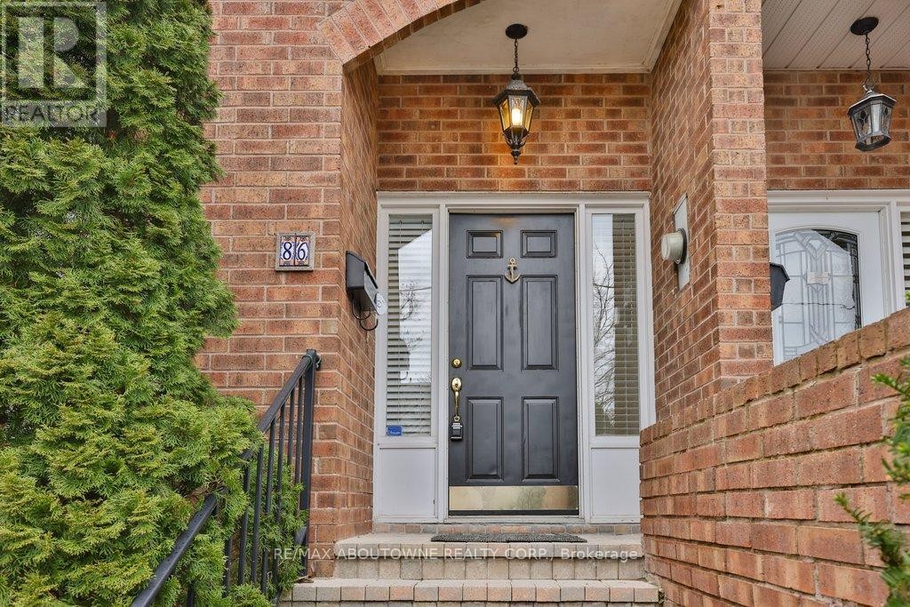 












86 FORSYTHE STREET

,
Oakville (CO Central),




Ontario
L6K3J8

