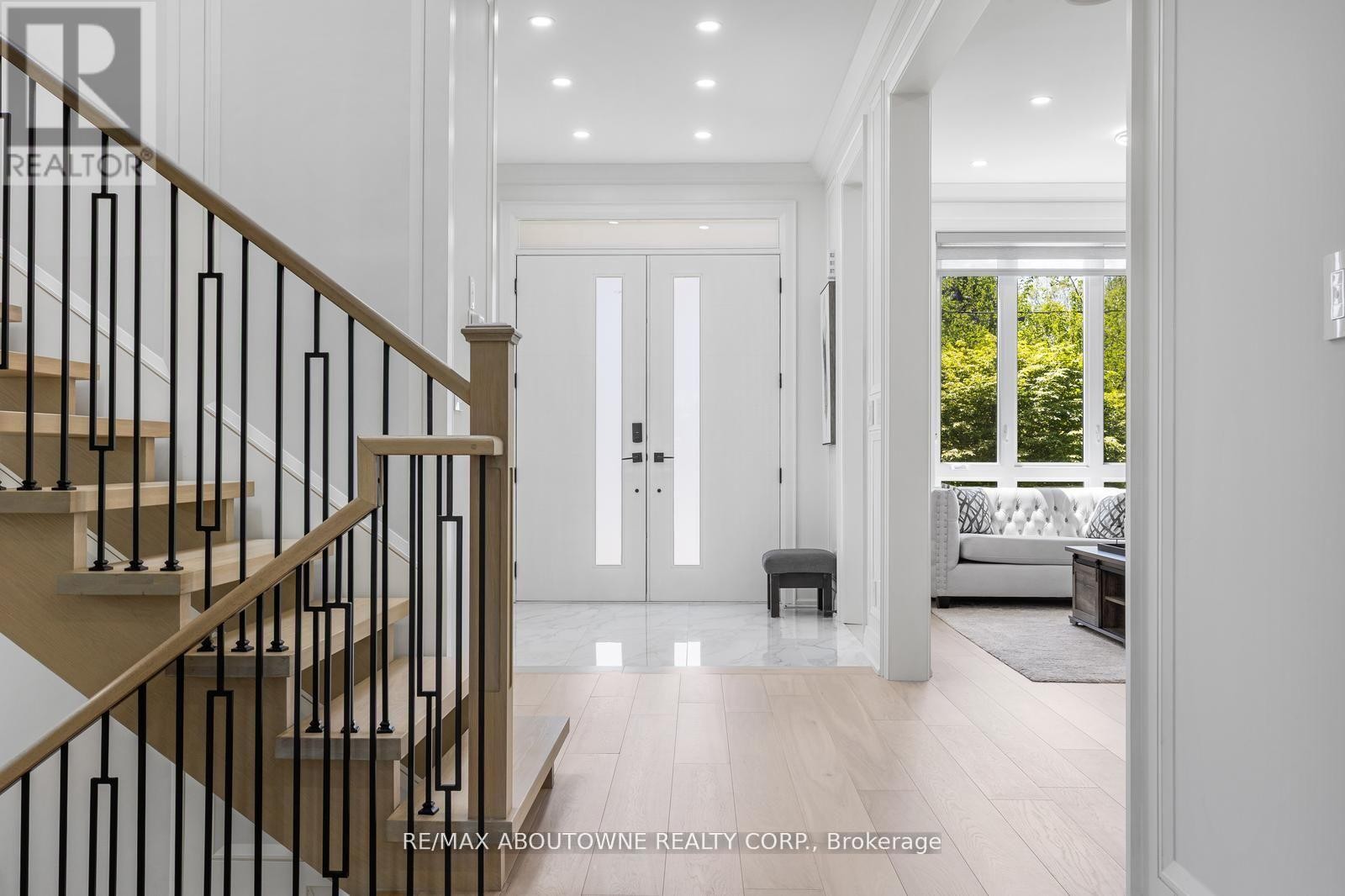 












455 SAMFORD PLACE

,
Oakville (WO West),




Ontario
L6L4E7

