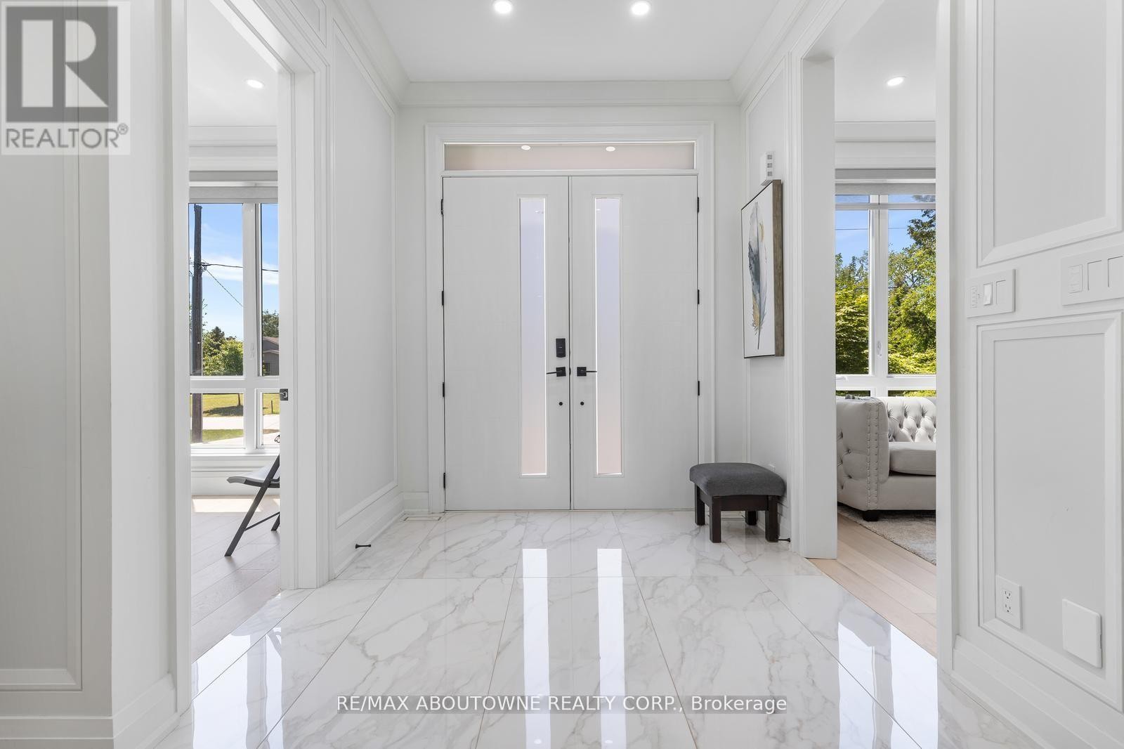 












455 SAMFORD PLACE

,
Oakville (WO West),




Ontario
L6L4E7

