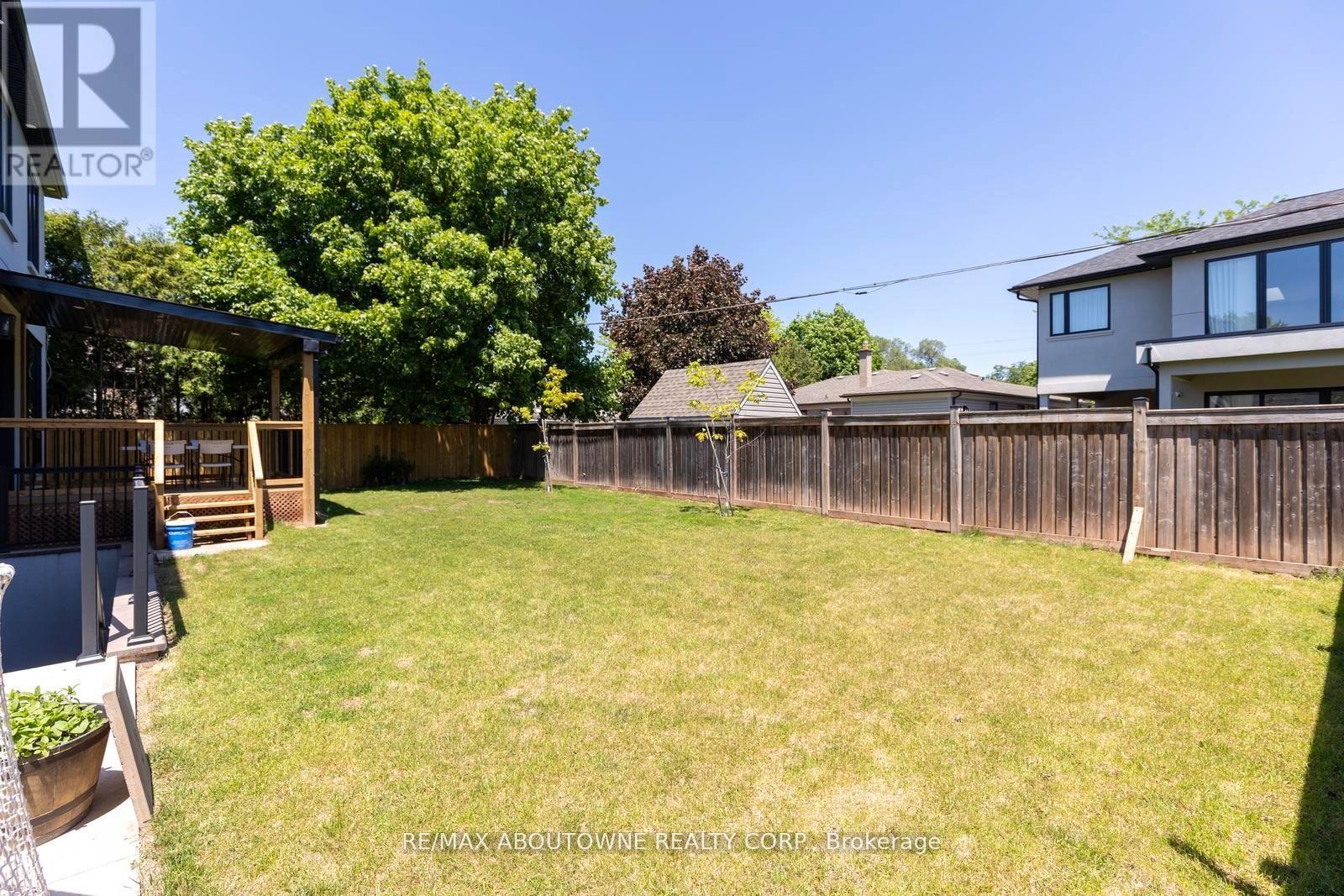 












455 SAMFORD PLACE

,
Oakville (WO West),




Ontario
L6L4E7

