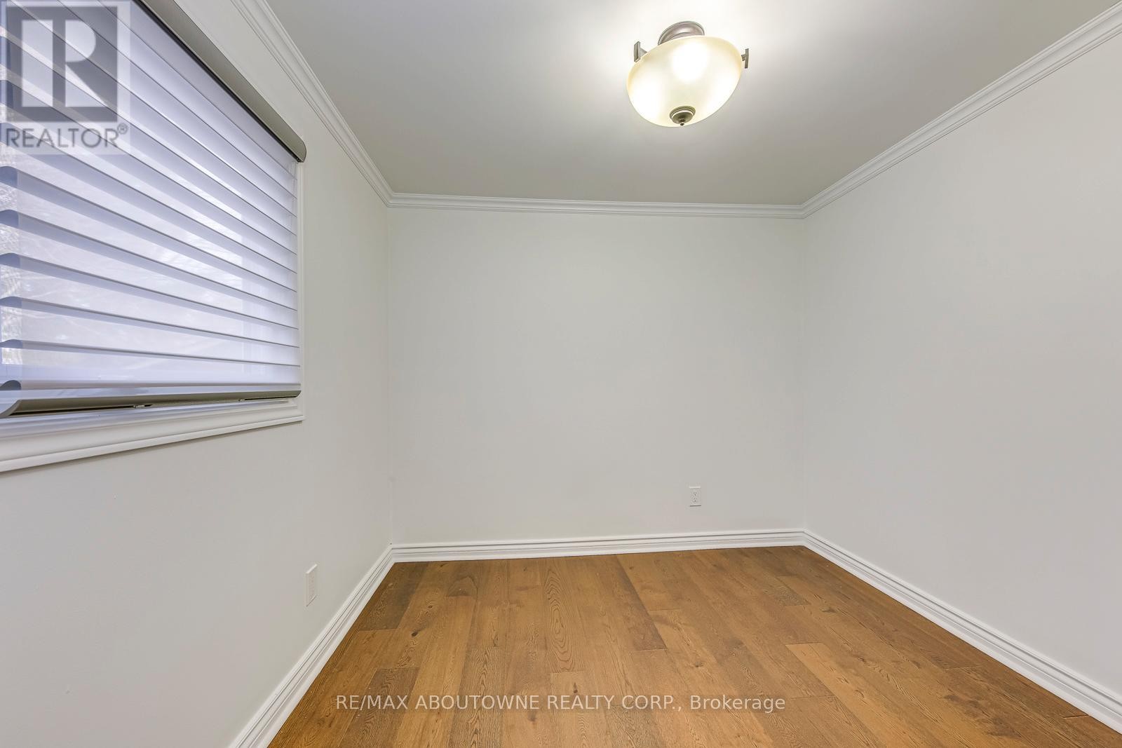 












2565 WINDJAMMER ROAD

,
Mississauga (Erin Mills),




Ontario
L5L1H7


