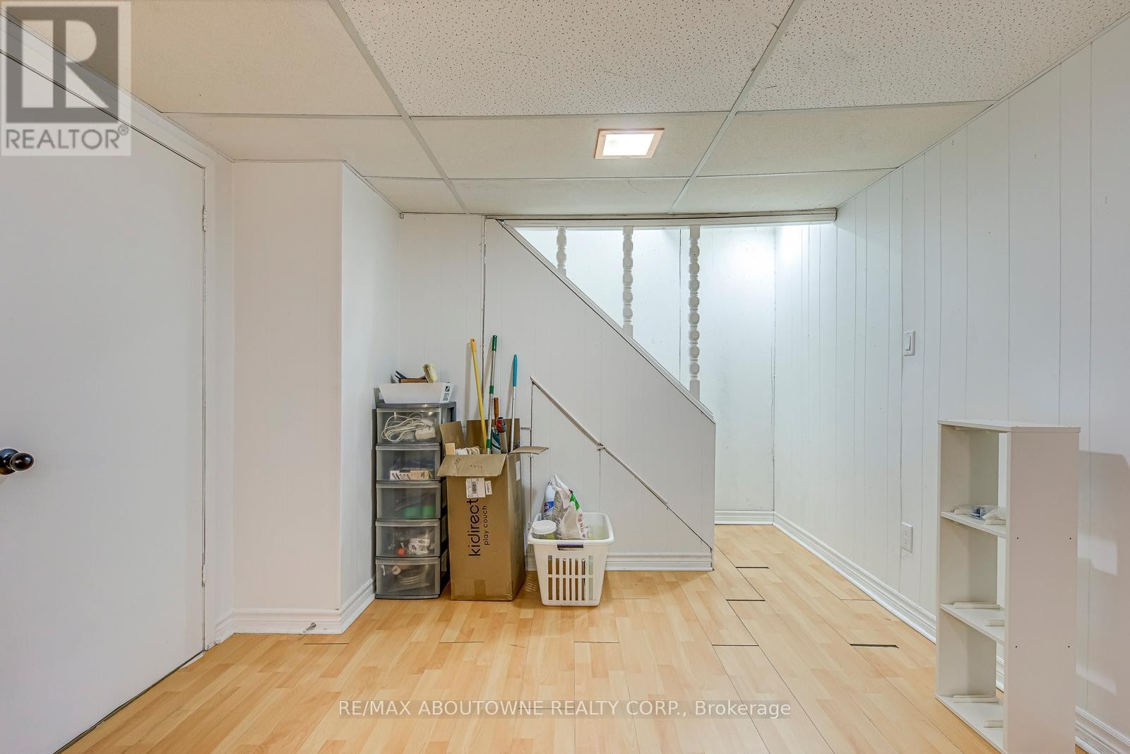 












2565 WINDJAMMER ROAD

,
Mississauga (Erin Mills),




Ontario
L5L1H7

