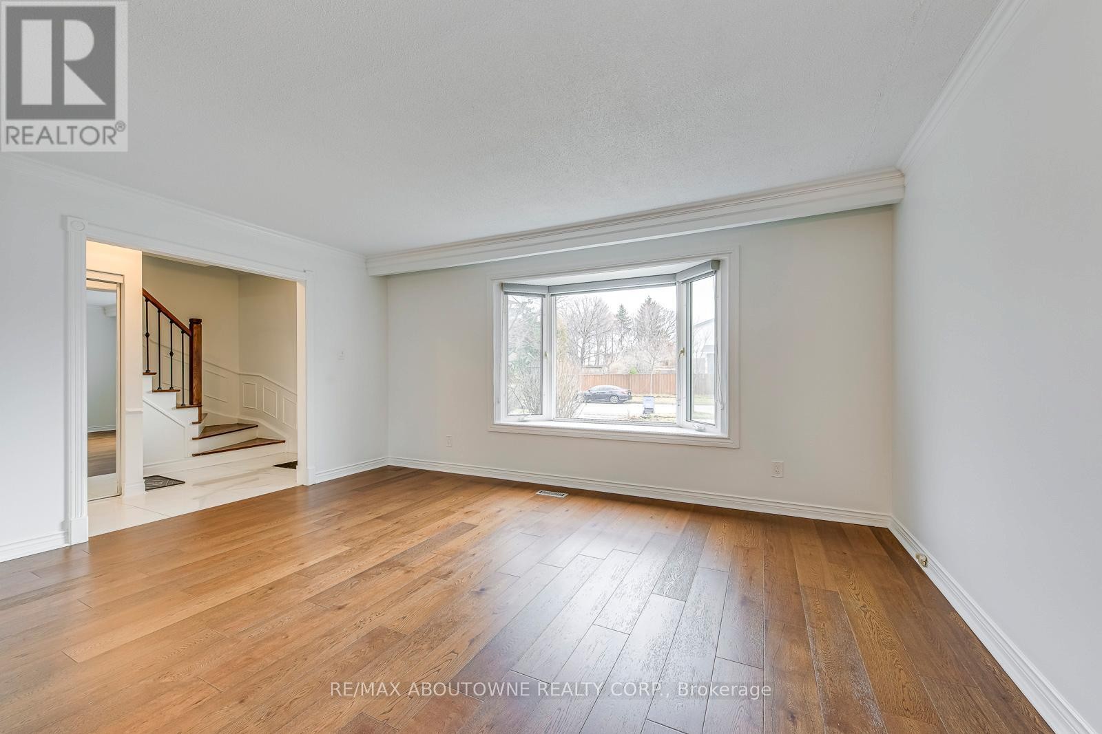 












2565 WINDJAMMER ROAD

,
Mississauga (Erin Mills),




Ontario
L5L1H7

