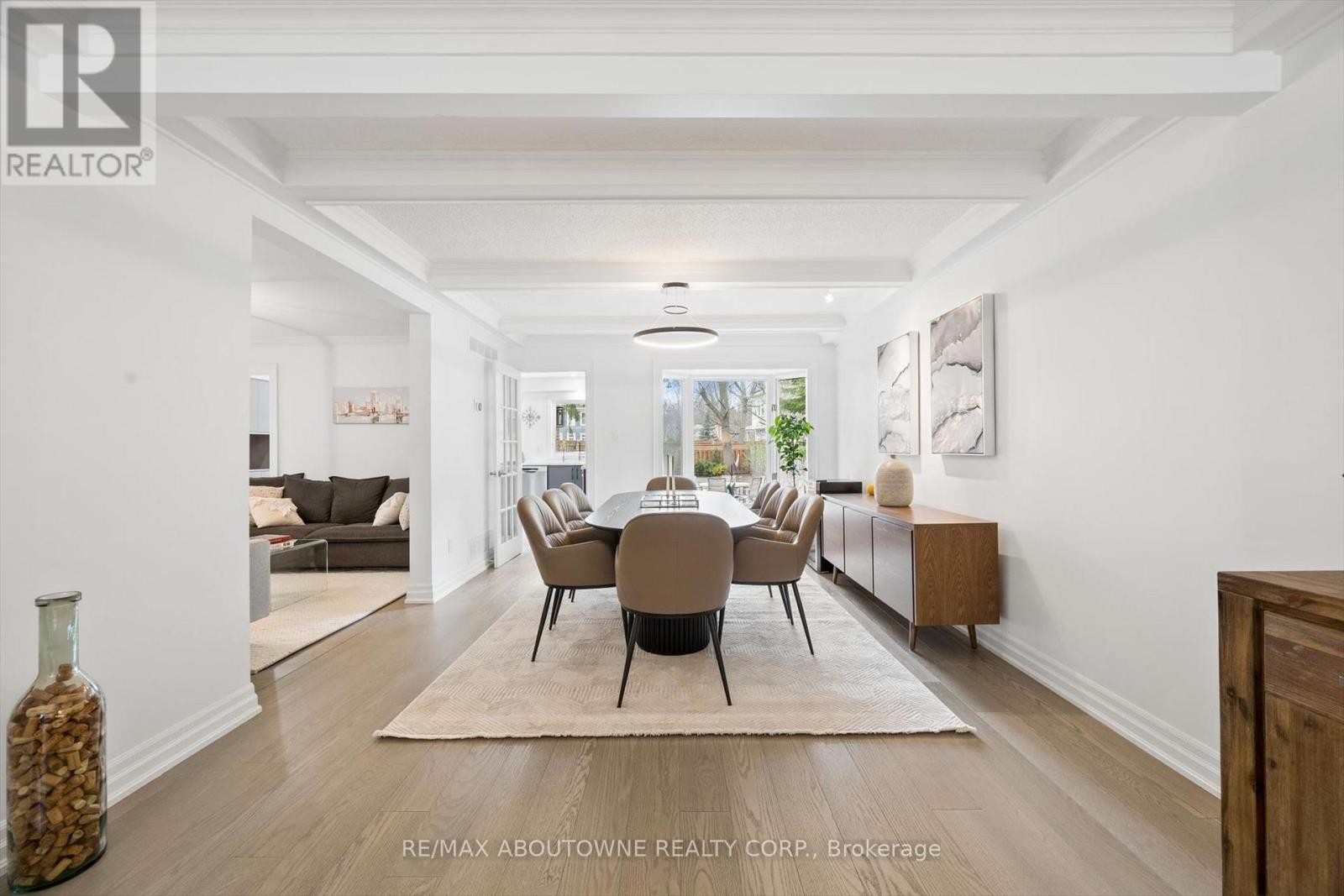 












1194 QUEEN VICTORIA AVENUE

,
Mississauga (Lorne Park),




Ontario
L5H3H3

