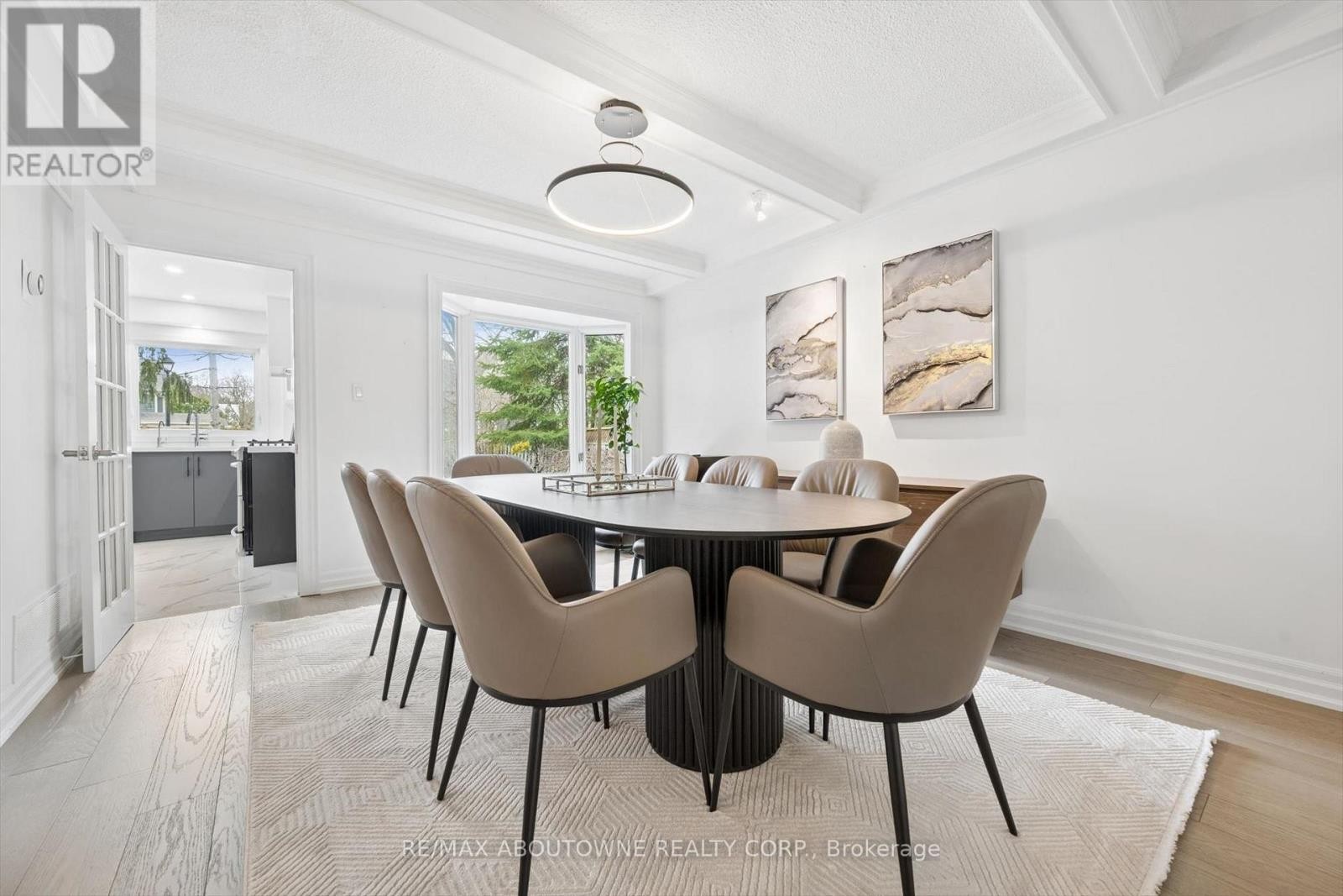 












1194 QUEEN VICTORIA AVENUE

,
Mississauga (Lorne Park),




Ontario
L5H3H3

