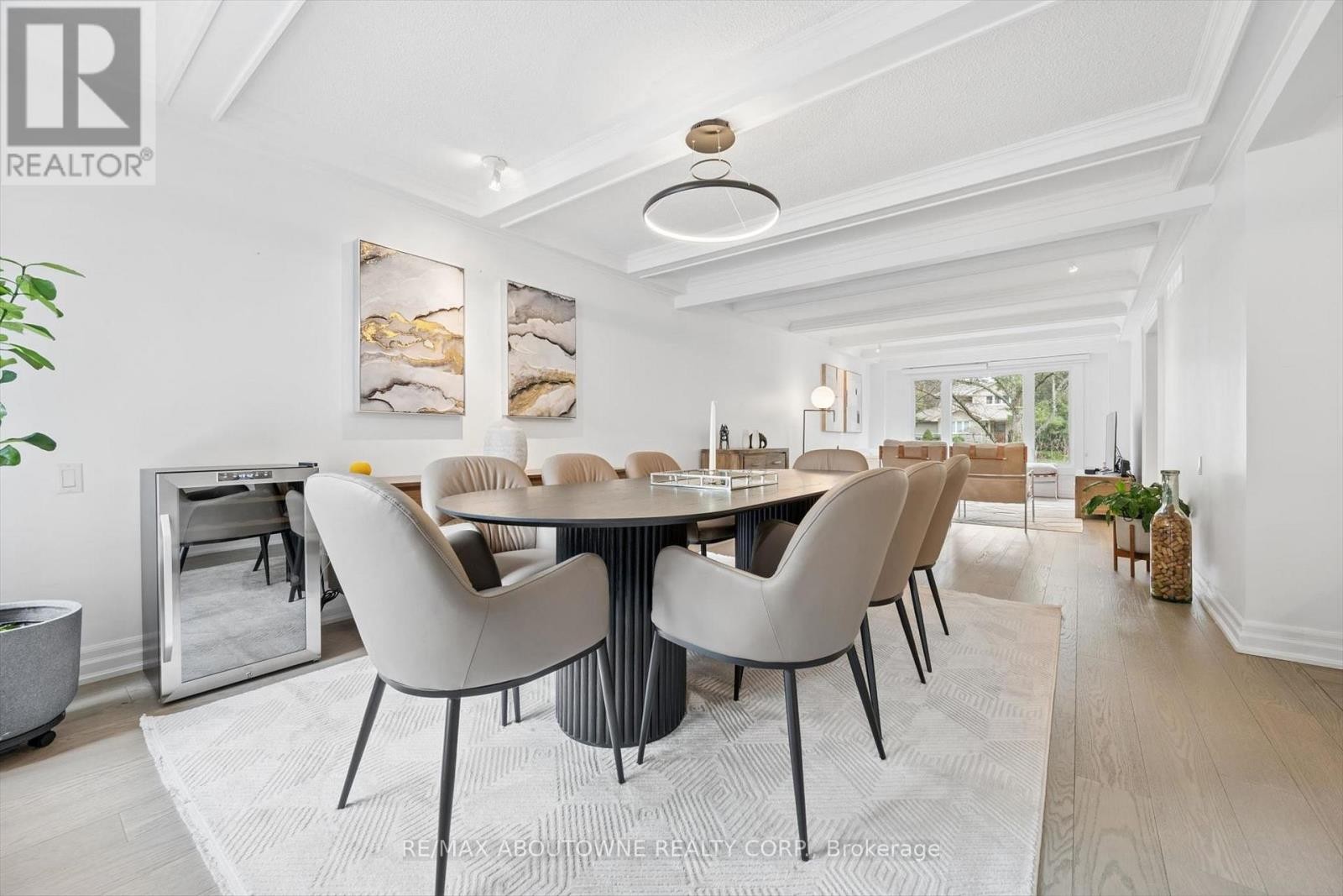 












1194 QUEEN VICTORIA AVENUE

,
Mississauga (Lorne Park),




Ontario
L5H3H3


