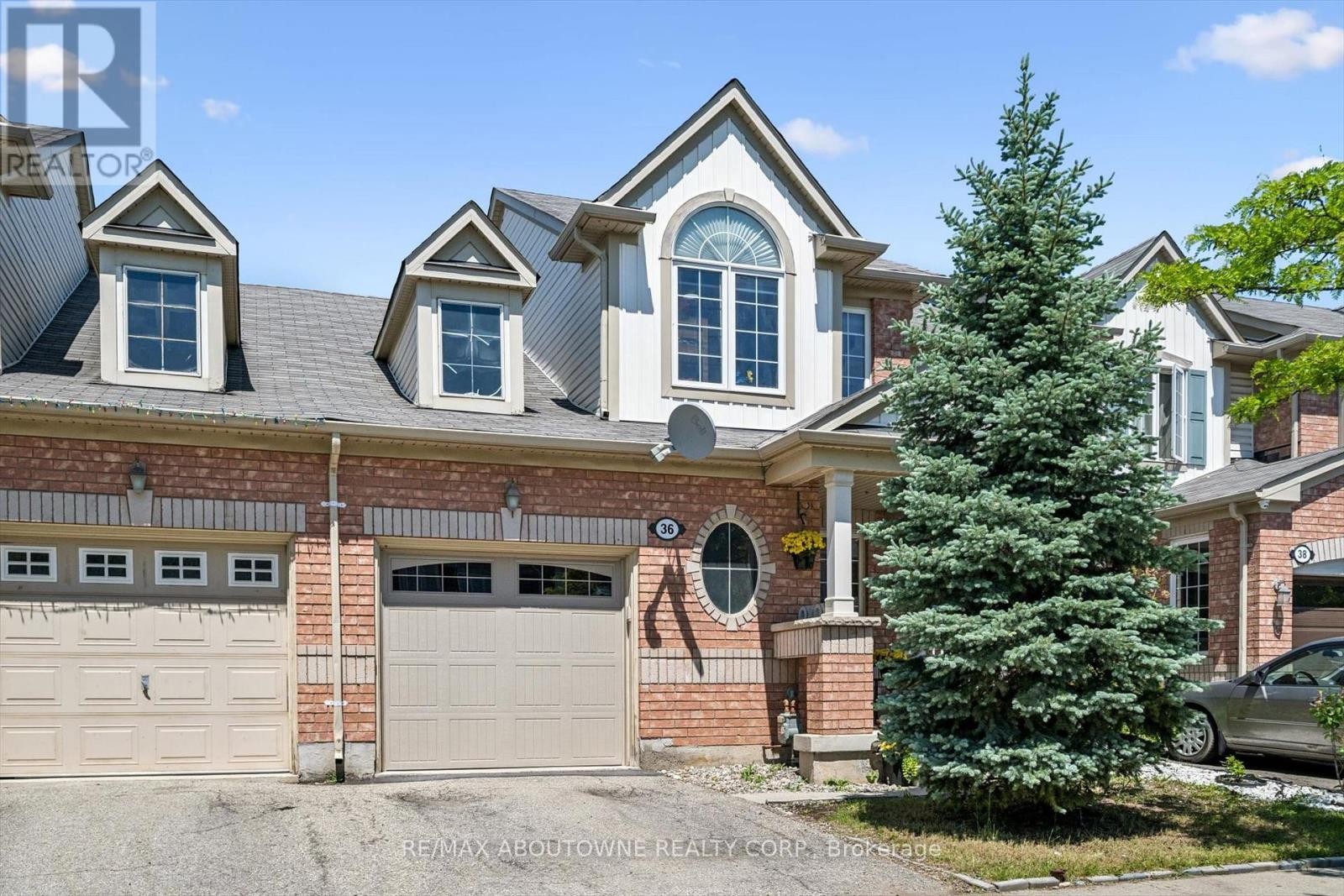 












36 VAN FLEET TERRACE

,
Milton (HA Harrison),




Ontario
L9T0Y4

