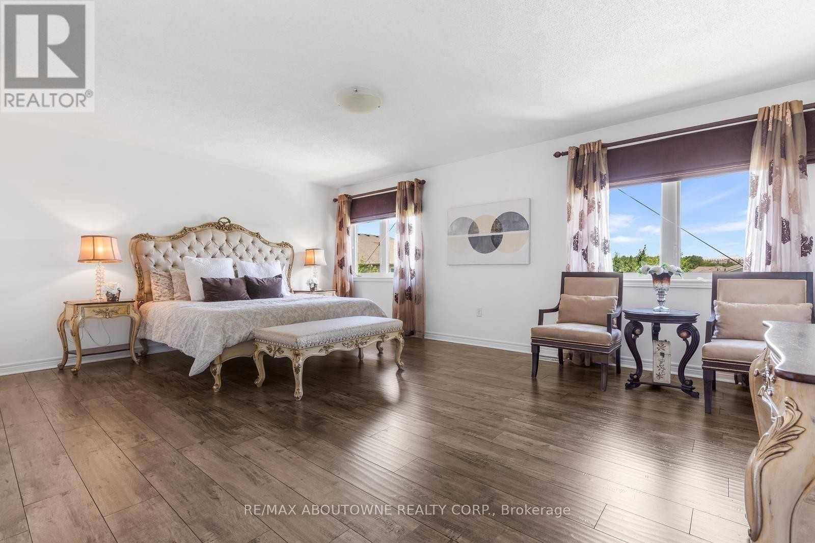 












3308 LIPTAY AVENUE

,
Oakville (BC Bronte Creek),




Ontario
L6M0N1

