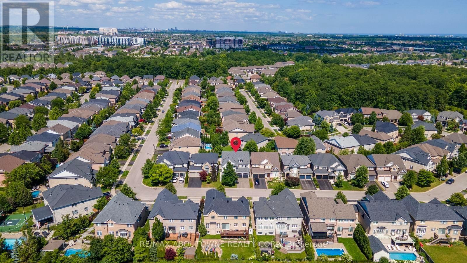 












3308 LIPTAY AVENUE

,
Oakville (BC Bronte Creek),




Ontario
L6M0N1

