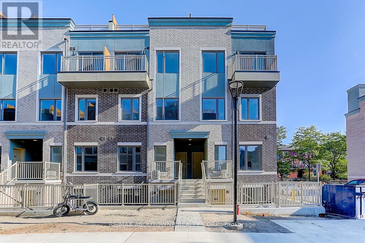 












71 - 5 WILLIAM JACKSON WAY

,
Toronto (New Toronto),




Ontario
M8V0J8

