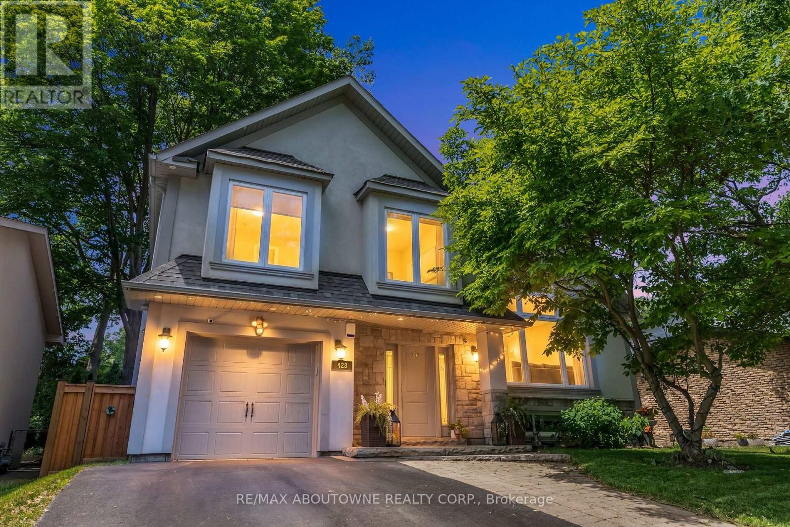 












428 BROOKMILL ROAD

,
Oakville (FD Ford),




Ontario
L6J5K5

