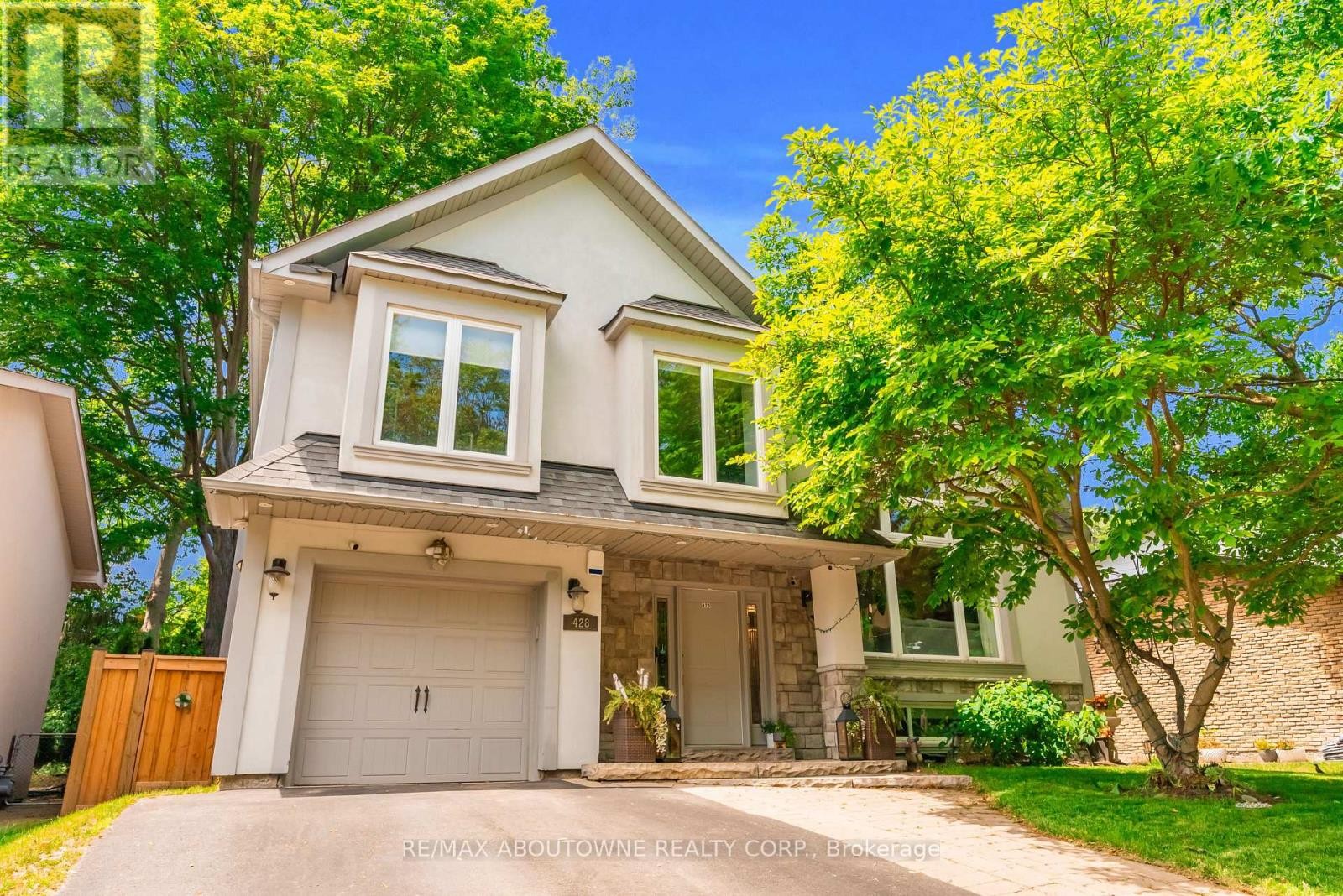 












428 BROOKMILL ROAD

,
Oakville (FD Ford),




Ontario
L6J5K5

