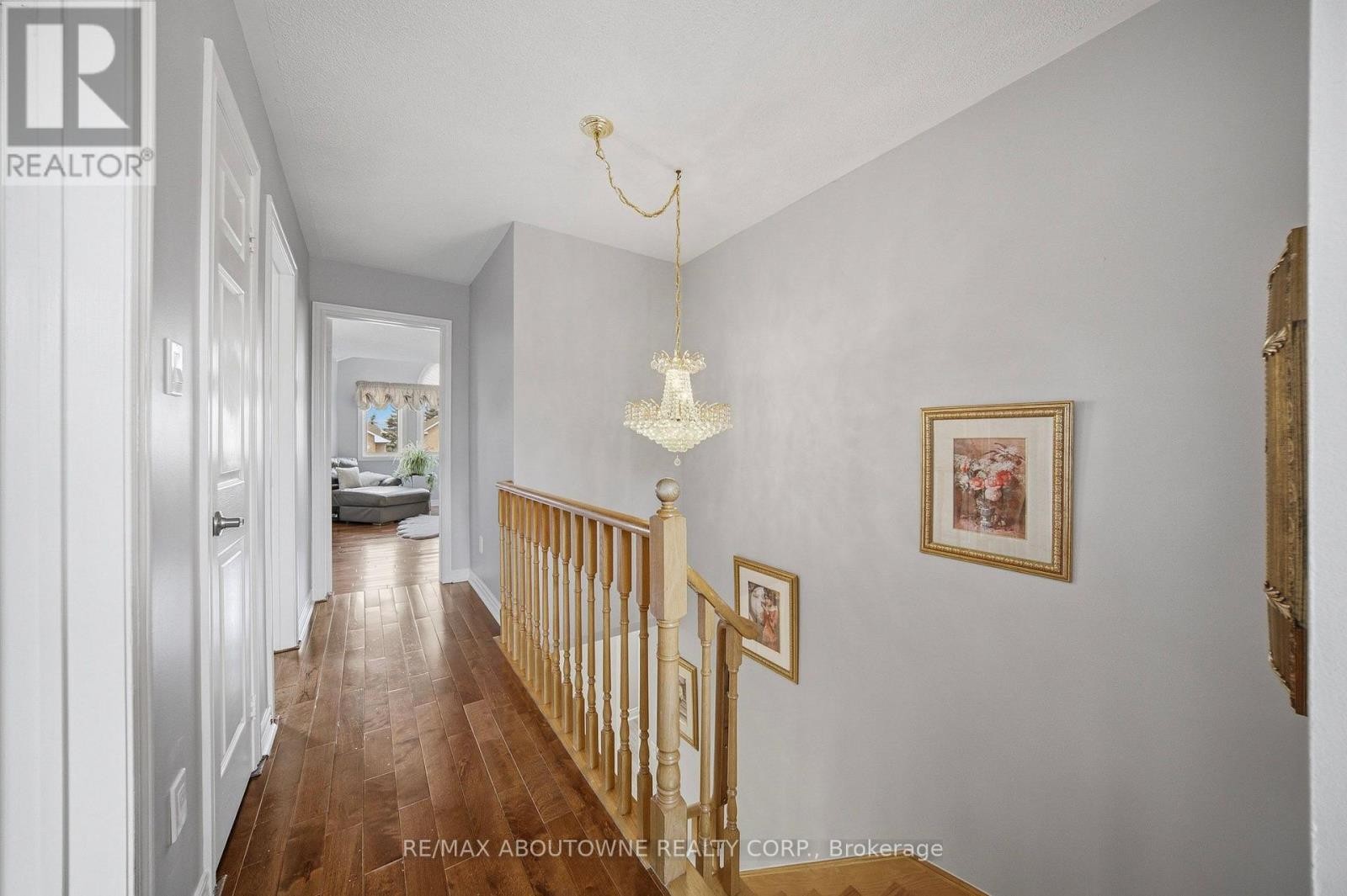 












5184 RED BRUSH DRIVE

,
Mississauga (Hurontario),




Ontario
L4Z3Z8

