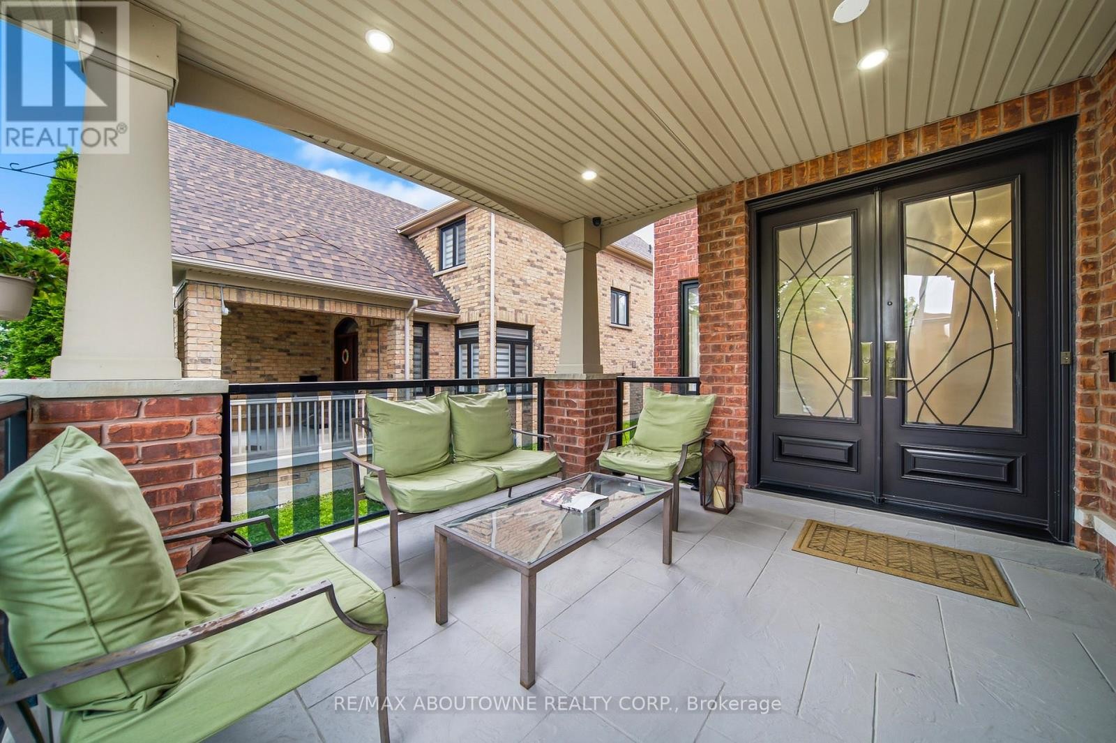 












3408 HIDEAWAY PLACE

,
Mississauga (Churchill Meadows),




Ontario
L5M0A7


